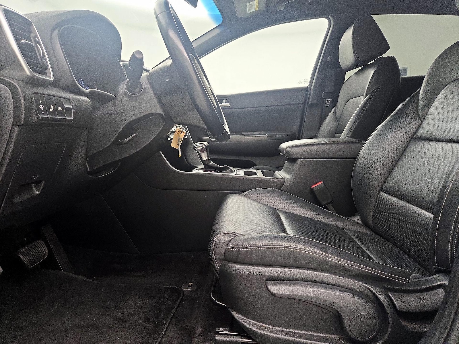 2021 Kia Sportage S - Photo 12