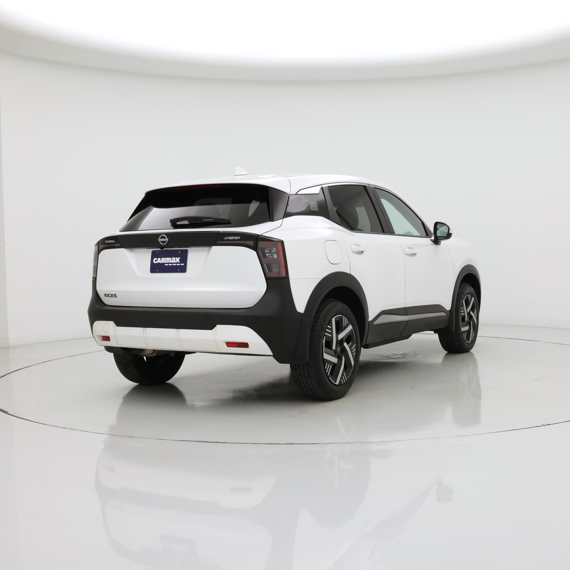 Thumbnail: 2025 Nissan Kicks - 8