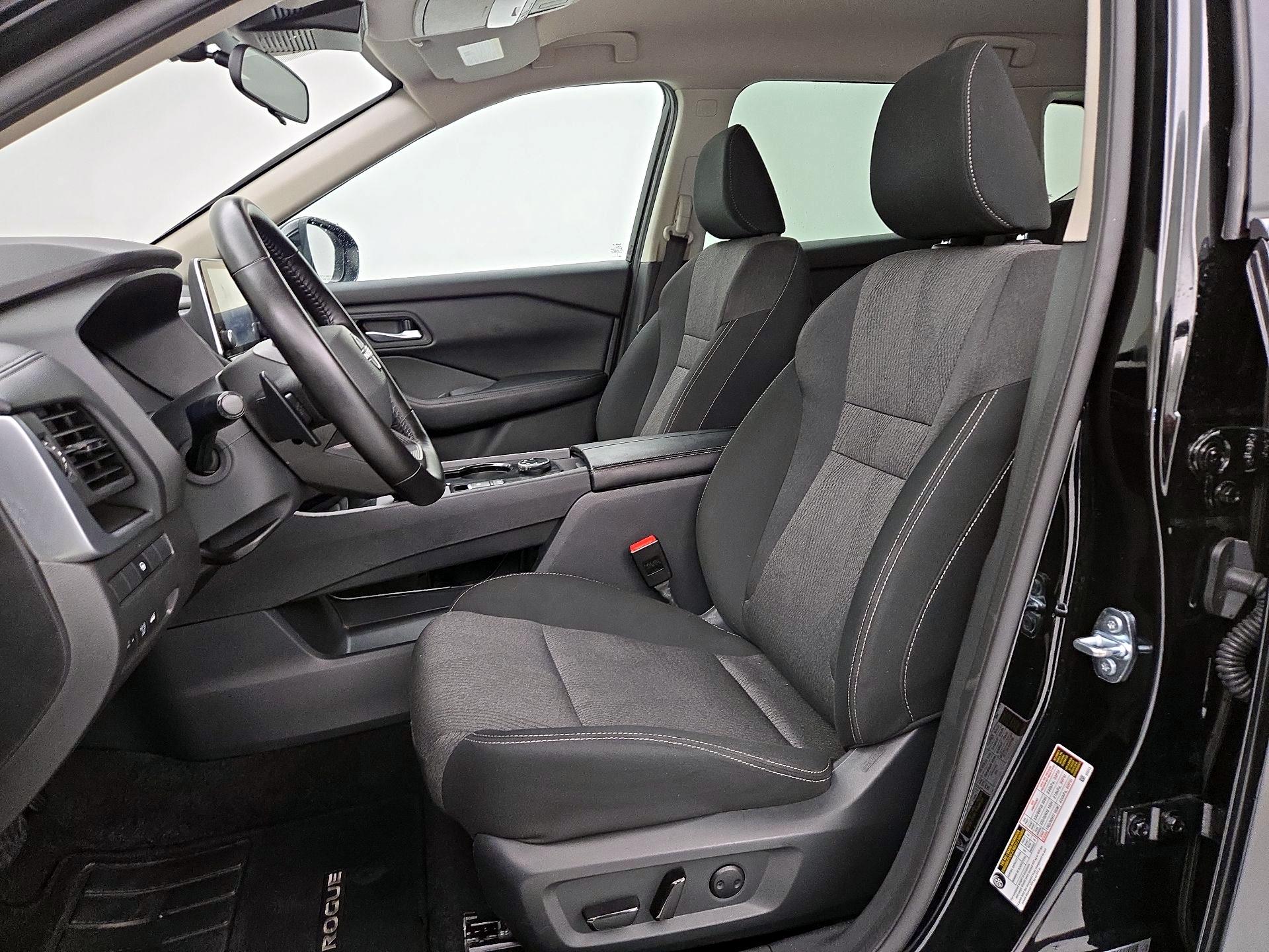 Thumbnail: 2025 Nissan Rogue - 11