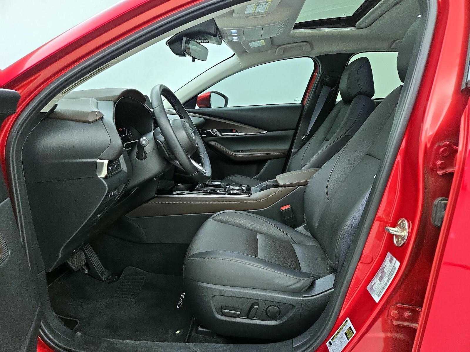 2025 Mazda CX-30 Premium - Photo 12