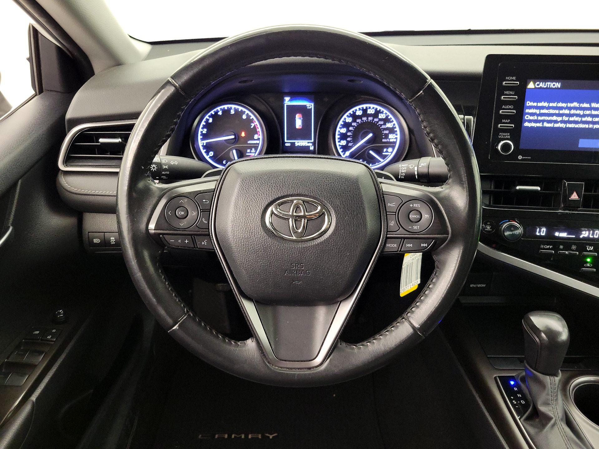 Thumbnail: 2023 Toyota Camry - 10