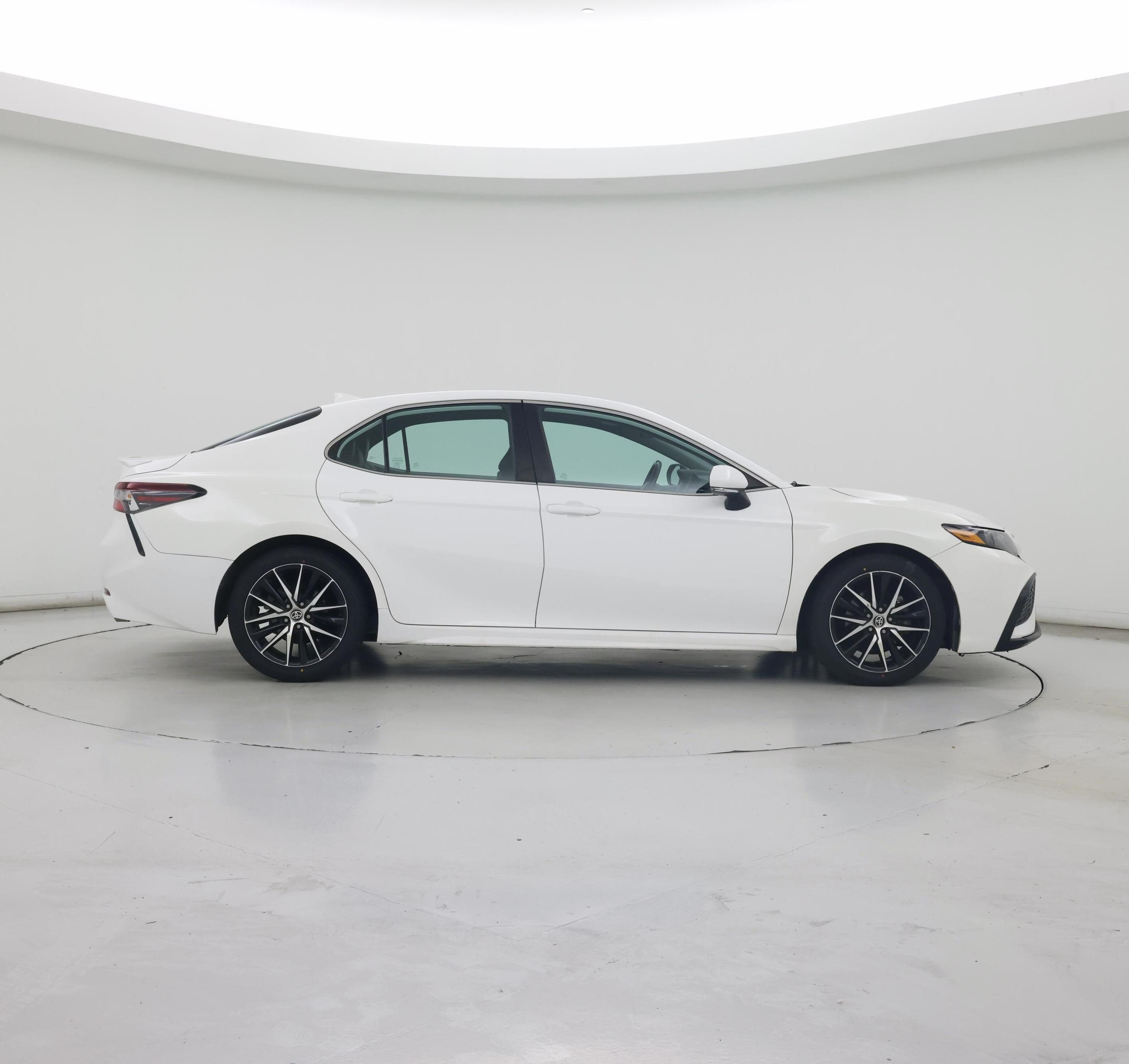 Thumbnail: 2023 Toyota Camry - 7