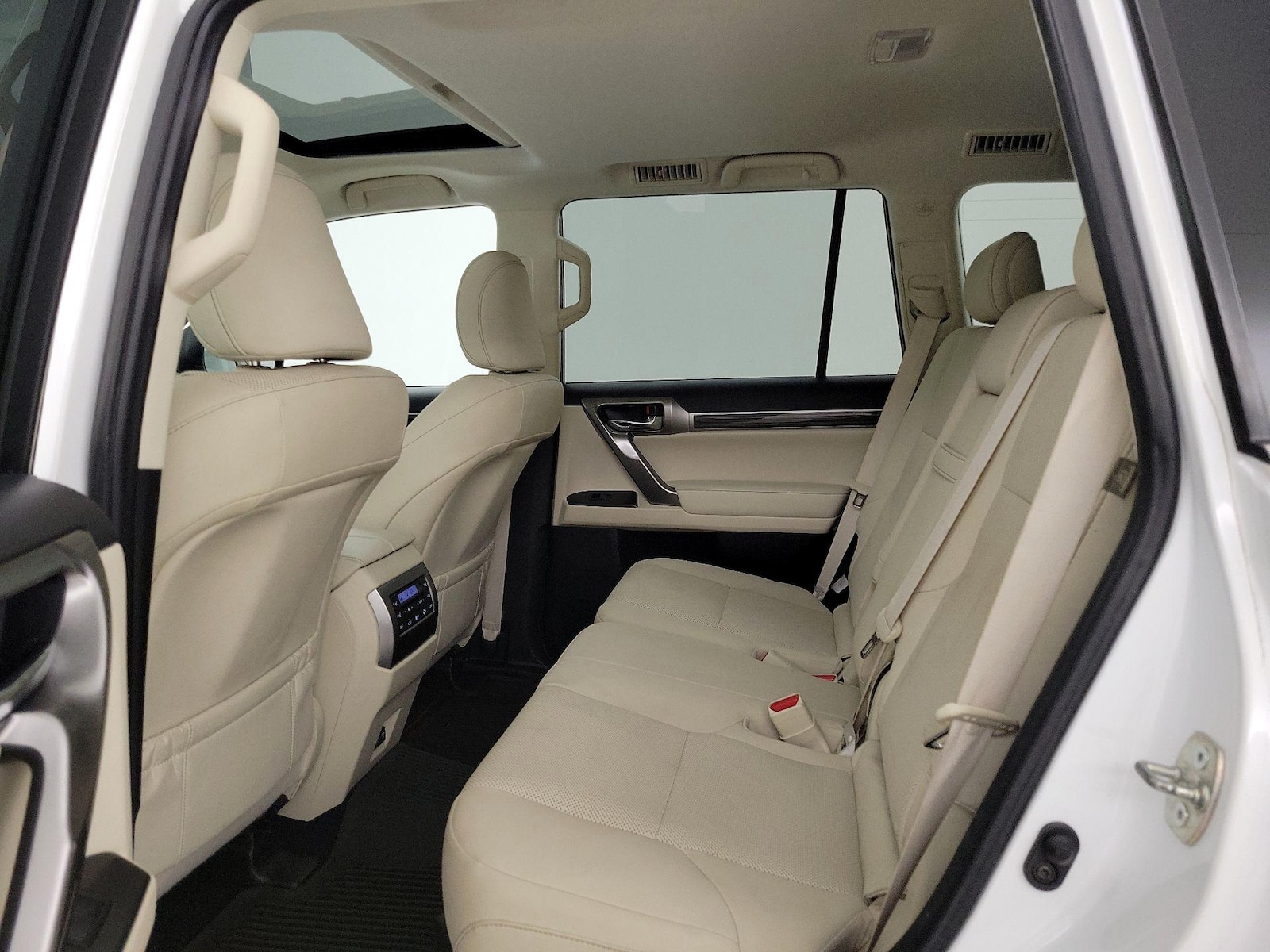 2022 Lexus GX Base - Photo 22