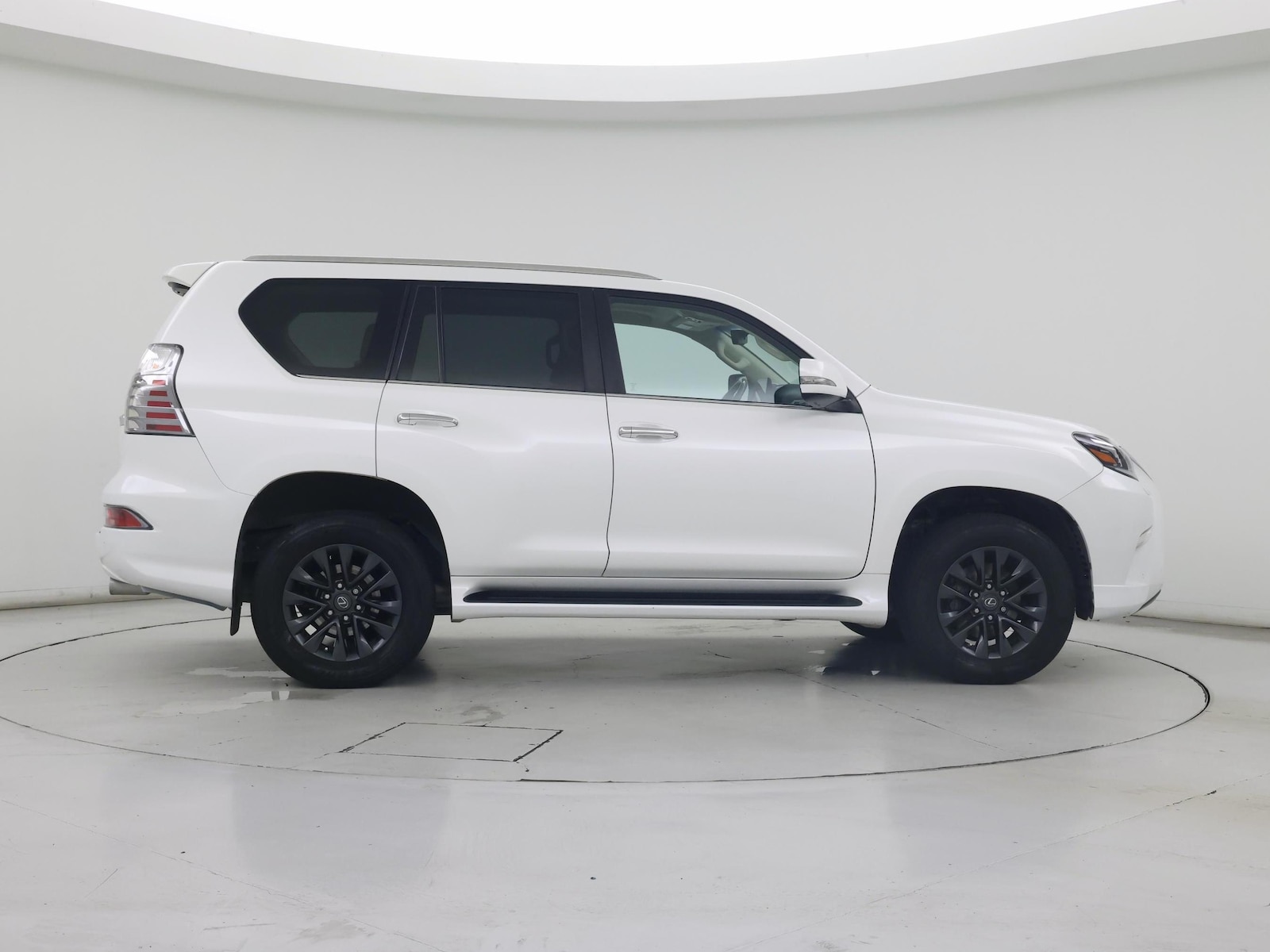 2022 Lexus GX Base - Photo 8
