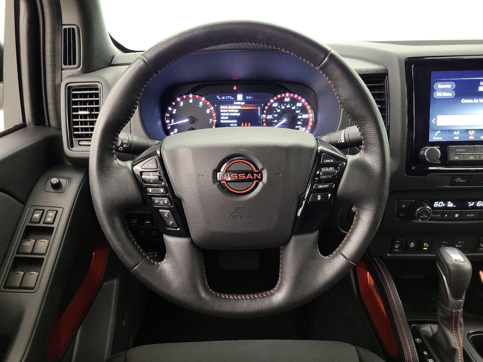 2024 Nissan Frontier PRO-4X - Photo 11