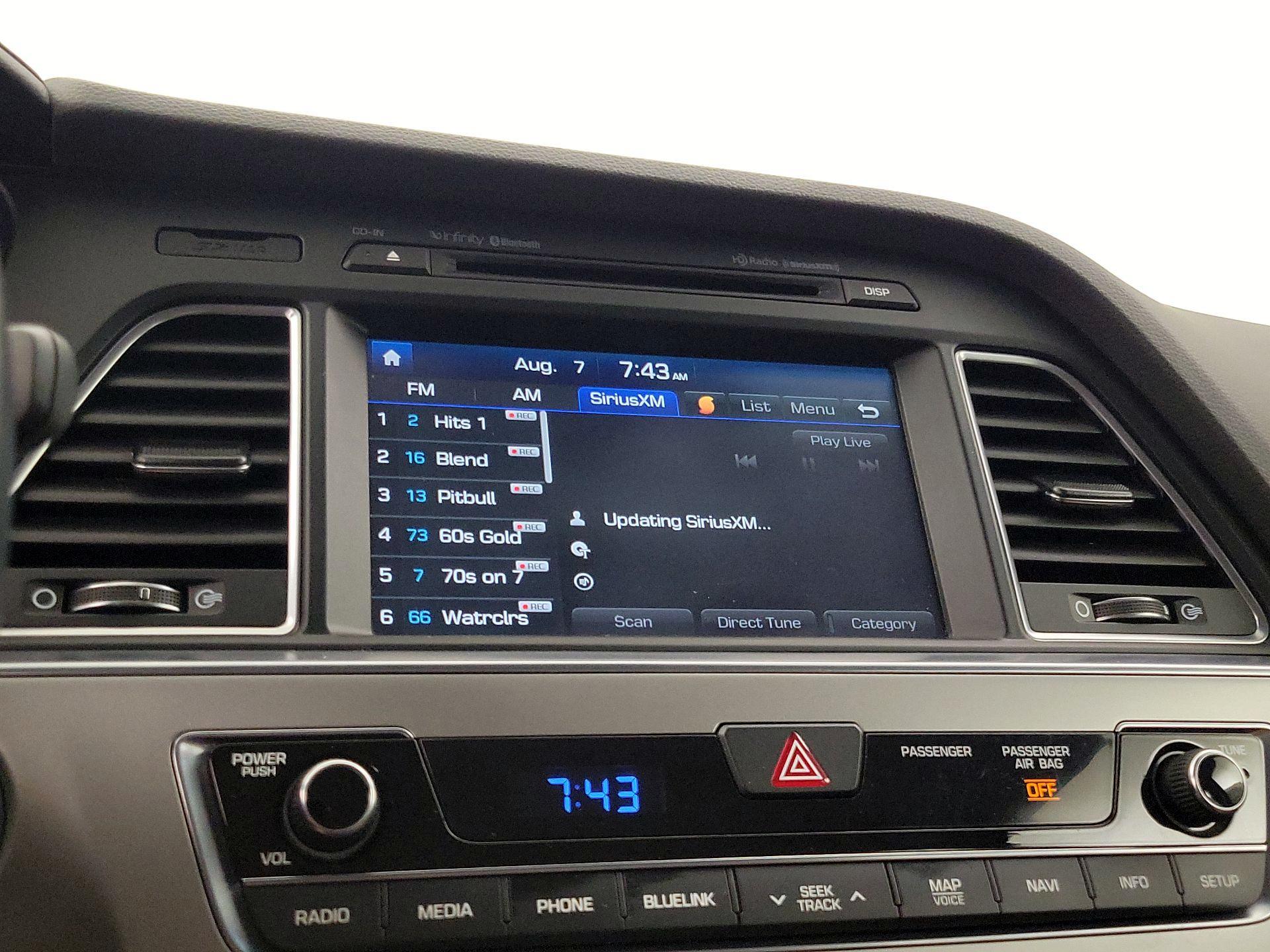 Thumbnail: 2015 Hyundai Sonata - 15