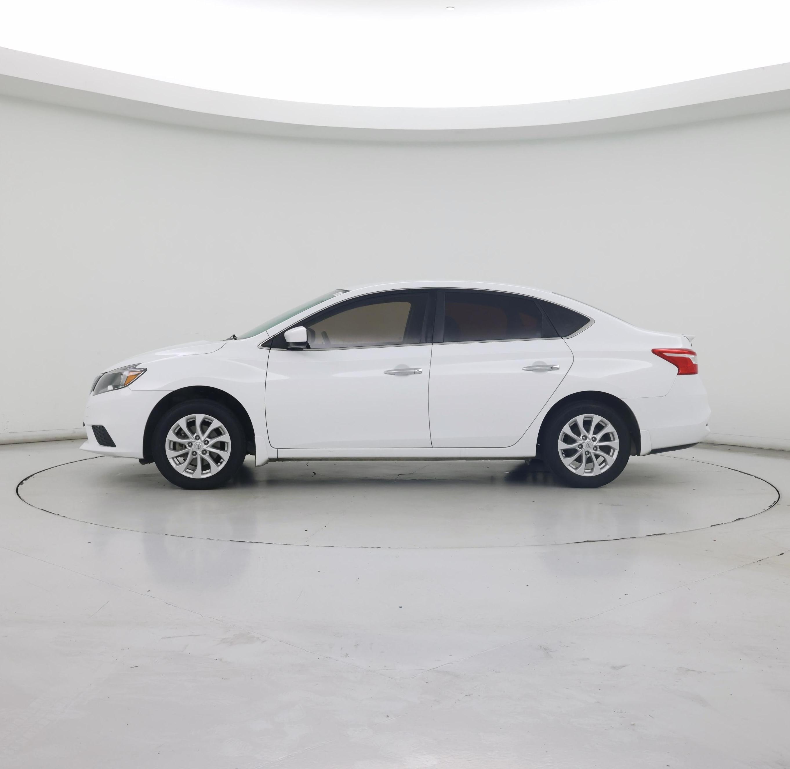 Thumbnail: 2019 Nissan Sentra - 3