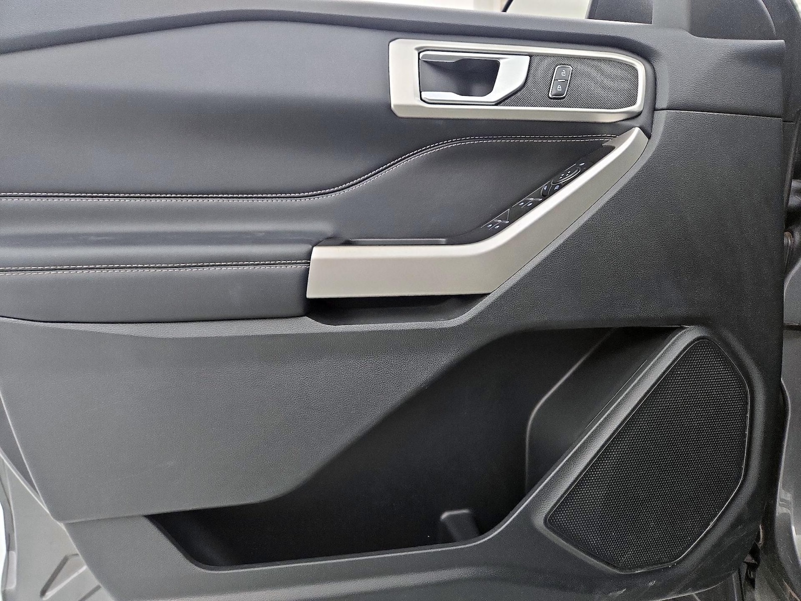 2023 Ford Explorer XLT, photo 13
