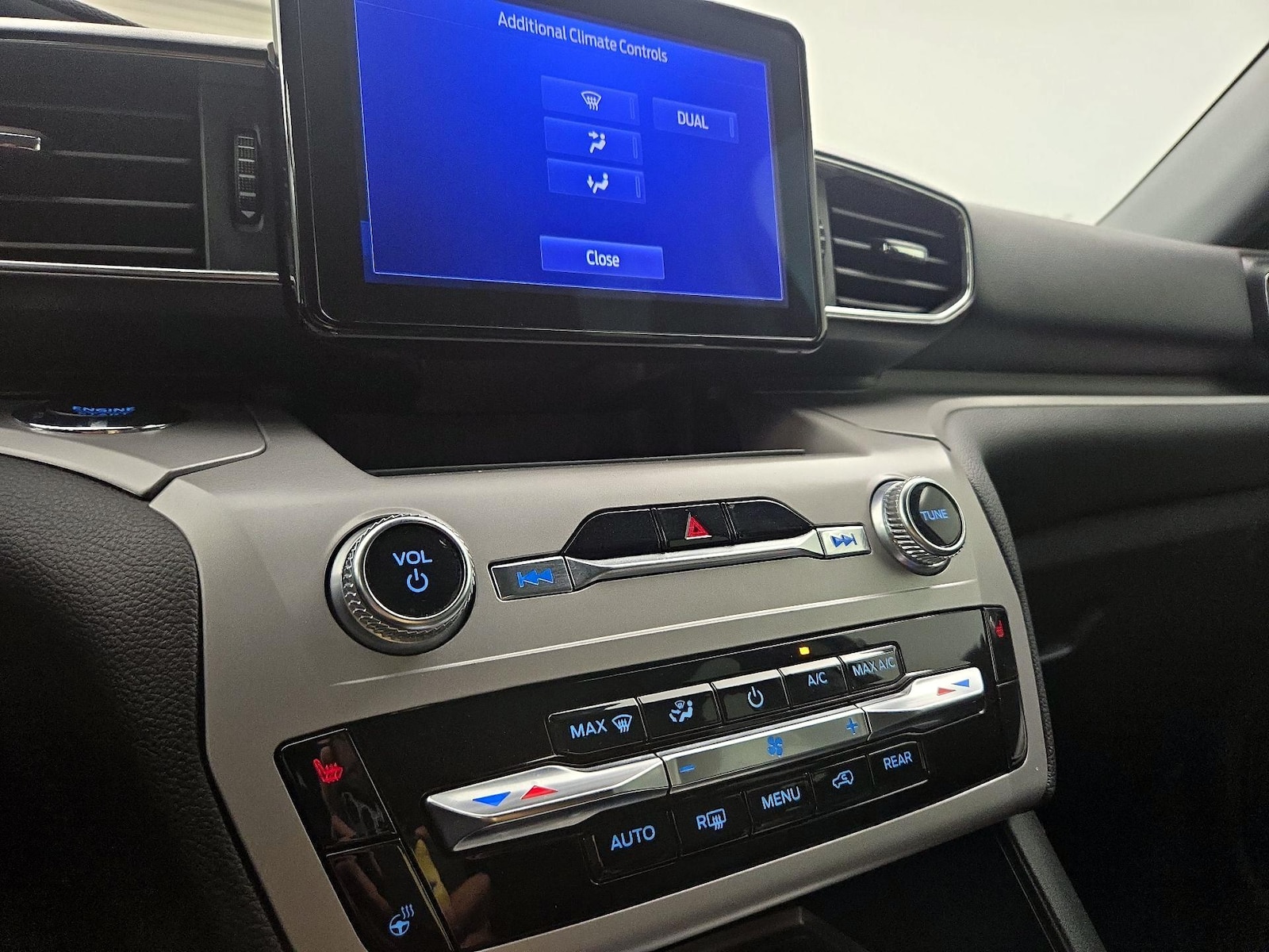 2023 Ford Explorer XLT, photo 18