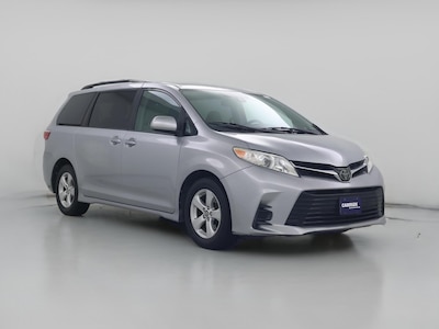 2018 Toyota Sienna LE