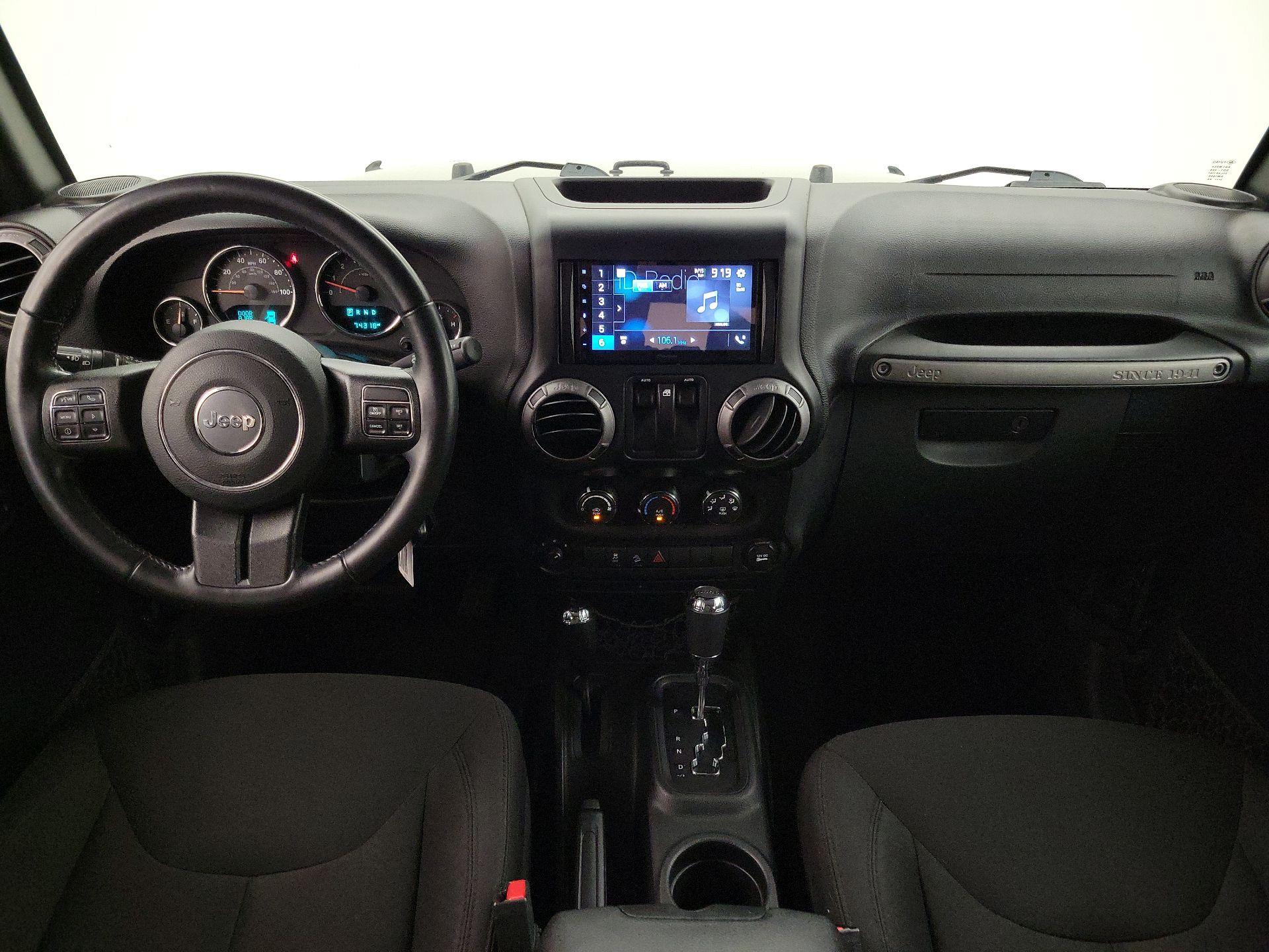 Thumbnail: 2017 Jeep Wrangler - 9