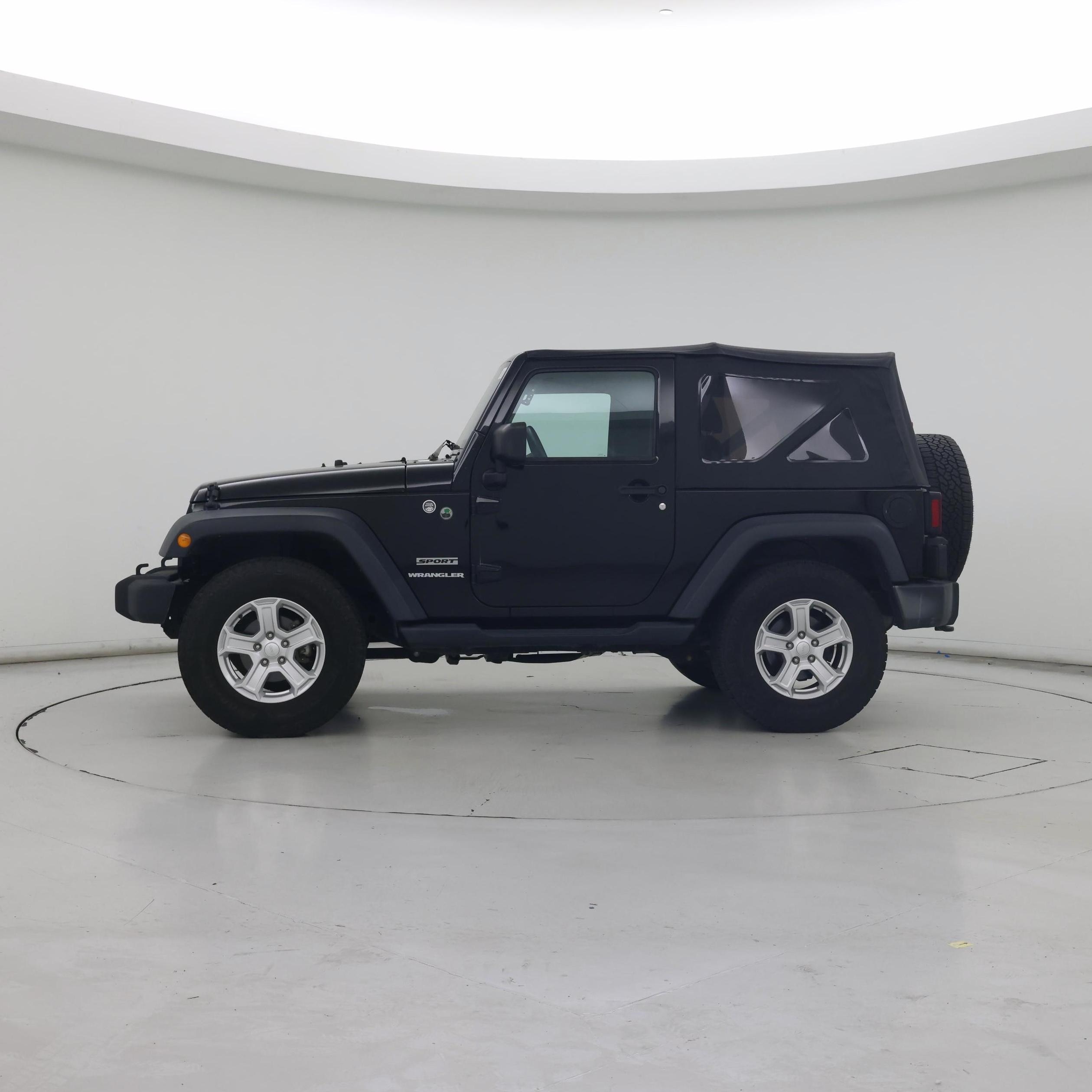 Thumbnail: 2017 Jeep Wrangler - 3