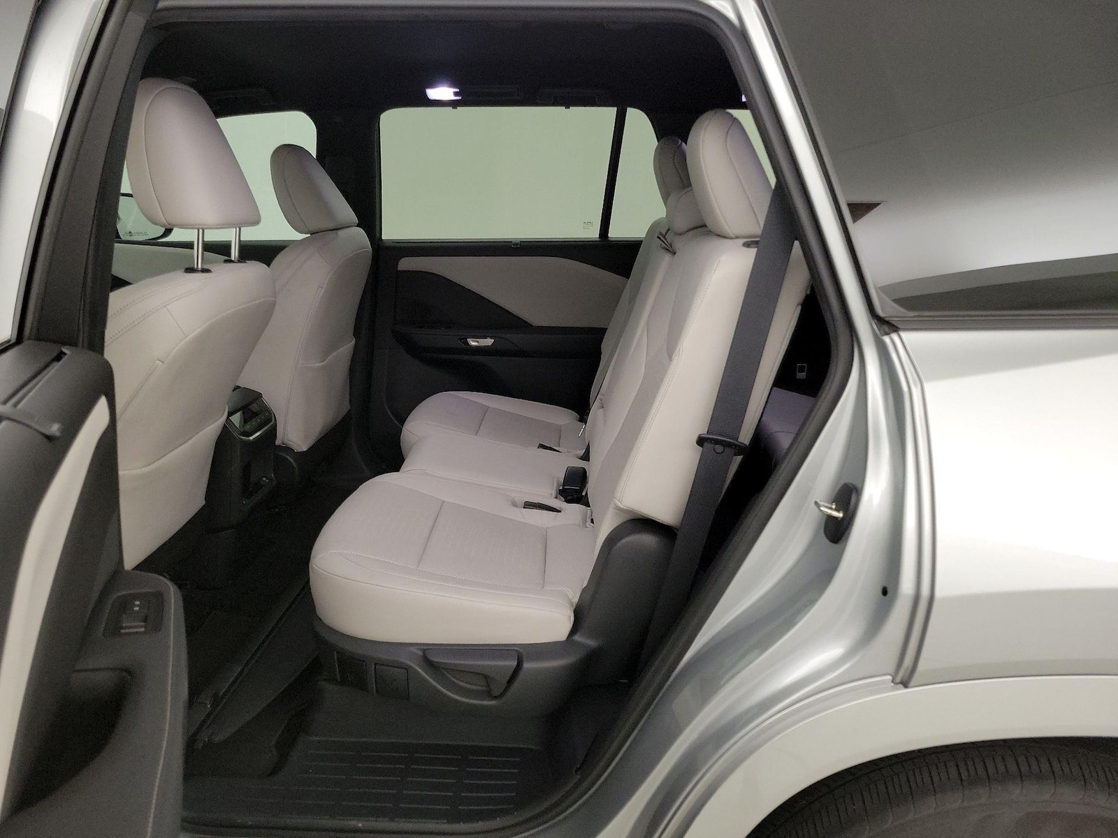 Rear Air Conditioning