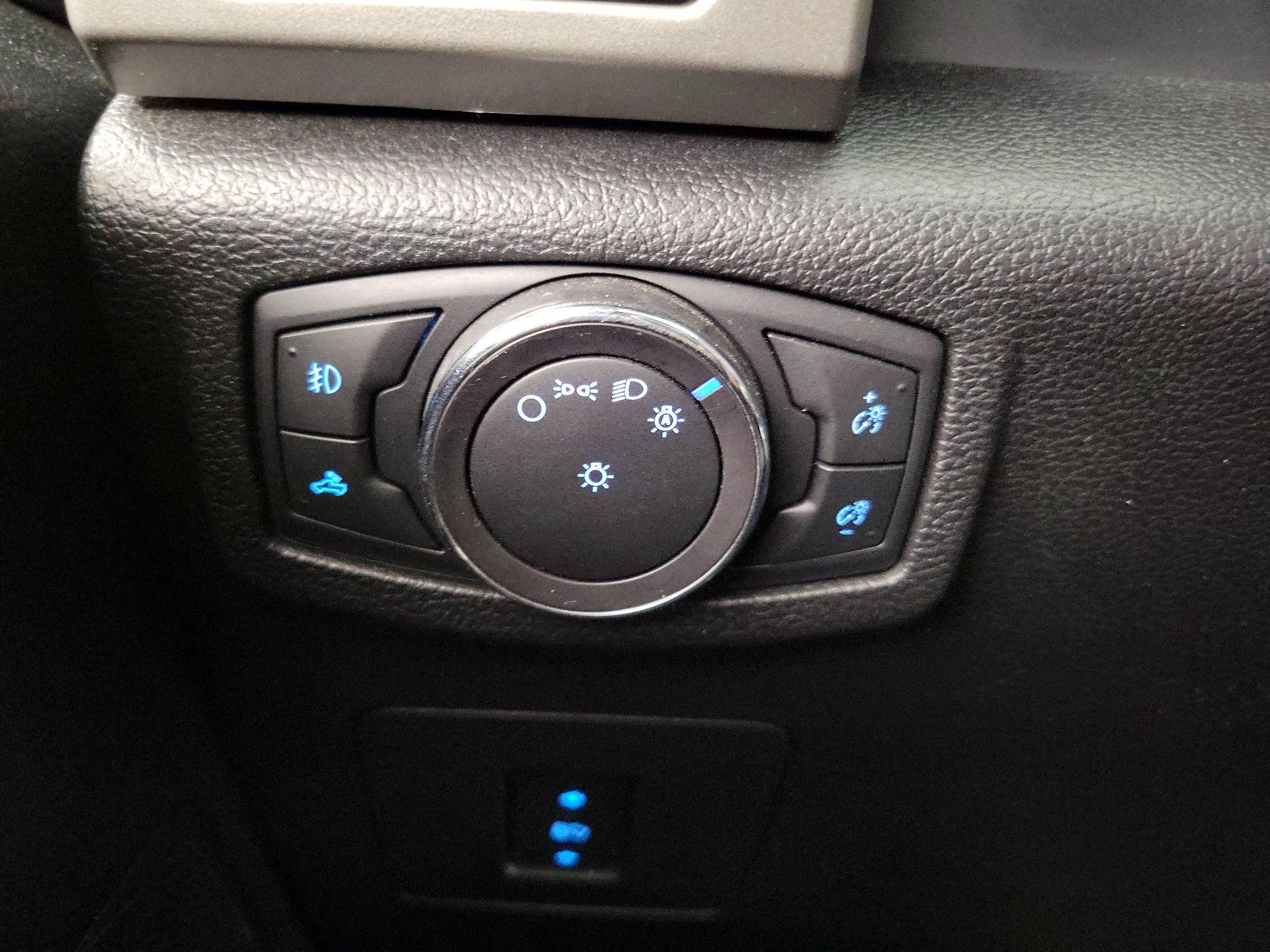 Thumbnail: 2015 Ford F-150 - 13