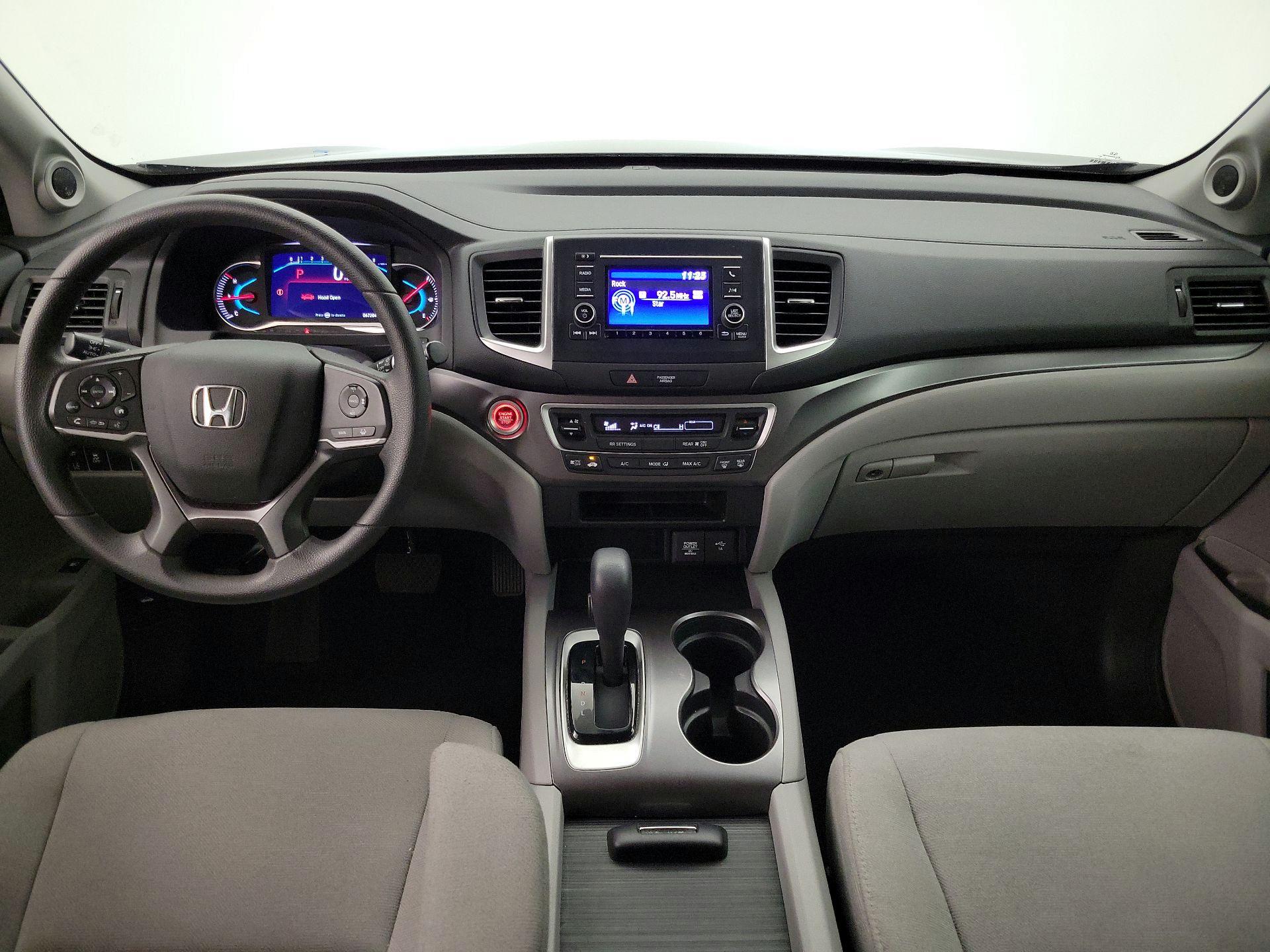 Thumbnail: 2020 Honda Pilot - 9