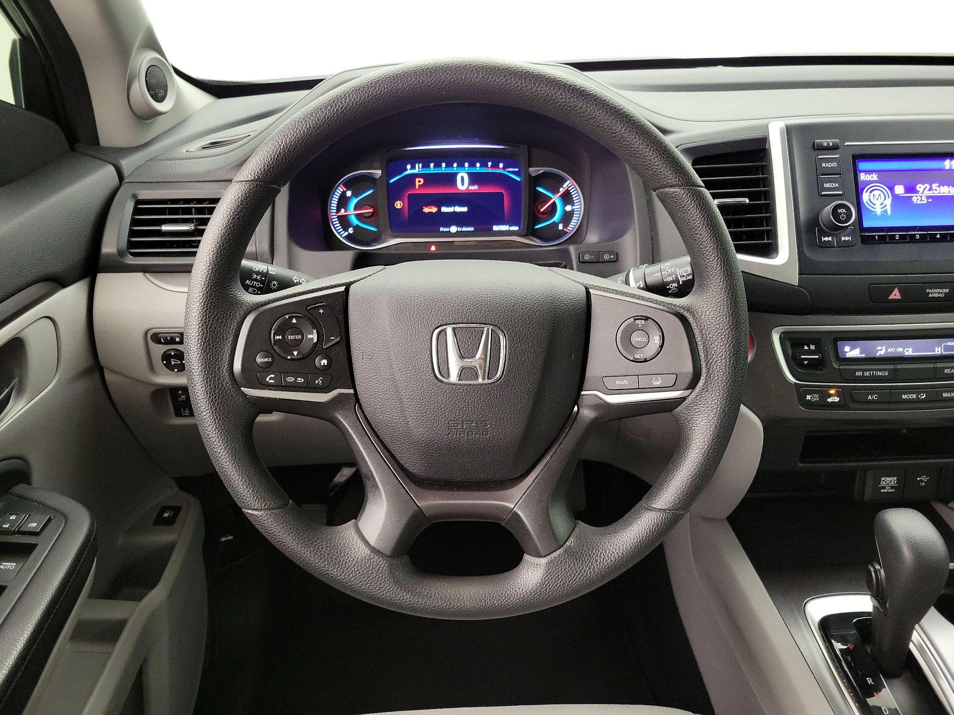 Thumbnail: 2020 Honda Pilot - 10