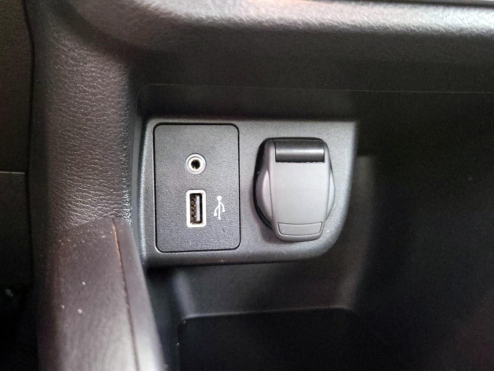 2023 Nissan Versa Sedan S - Photo 19