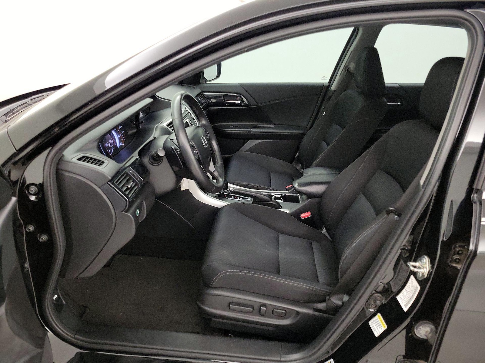 Power Seat(s) & Side Airbags
