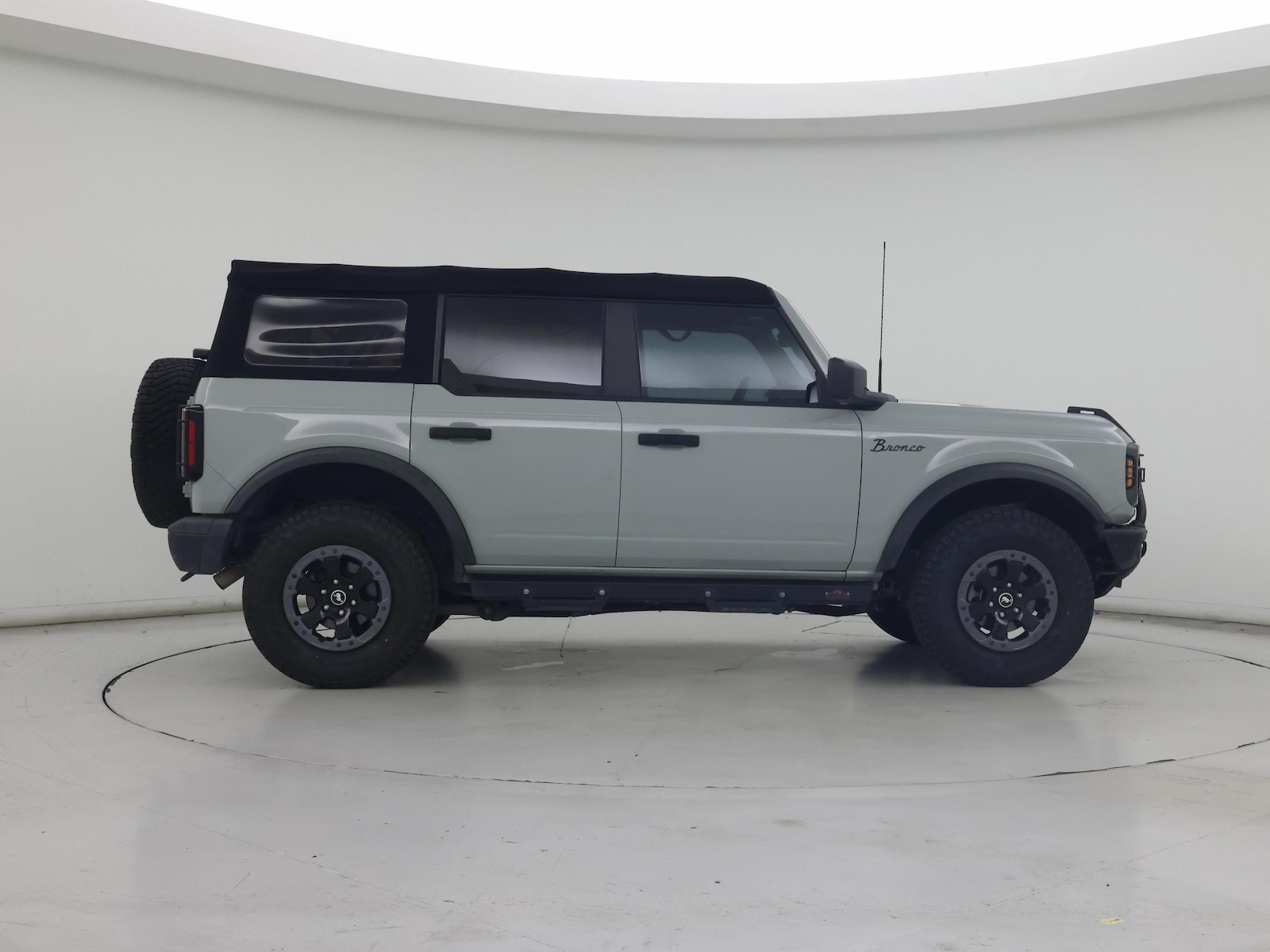 2022 Ford Bronco 4-Door Badlands - Photo 8