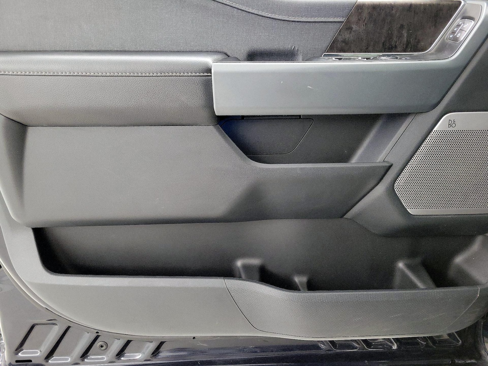 2023 Ford F-150 Lariat - Photo 13