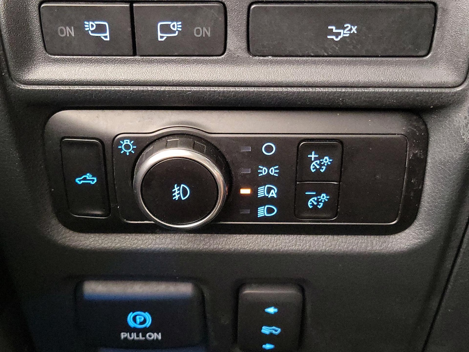 2023 Ford F-150 Lariat - Photo 14