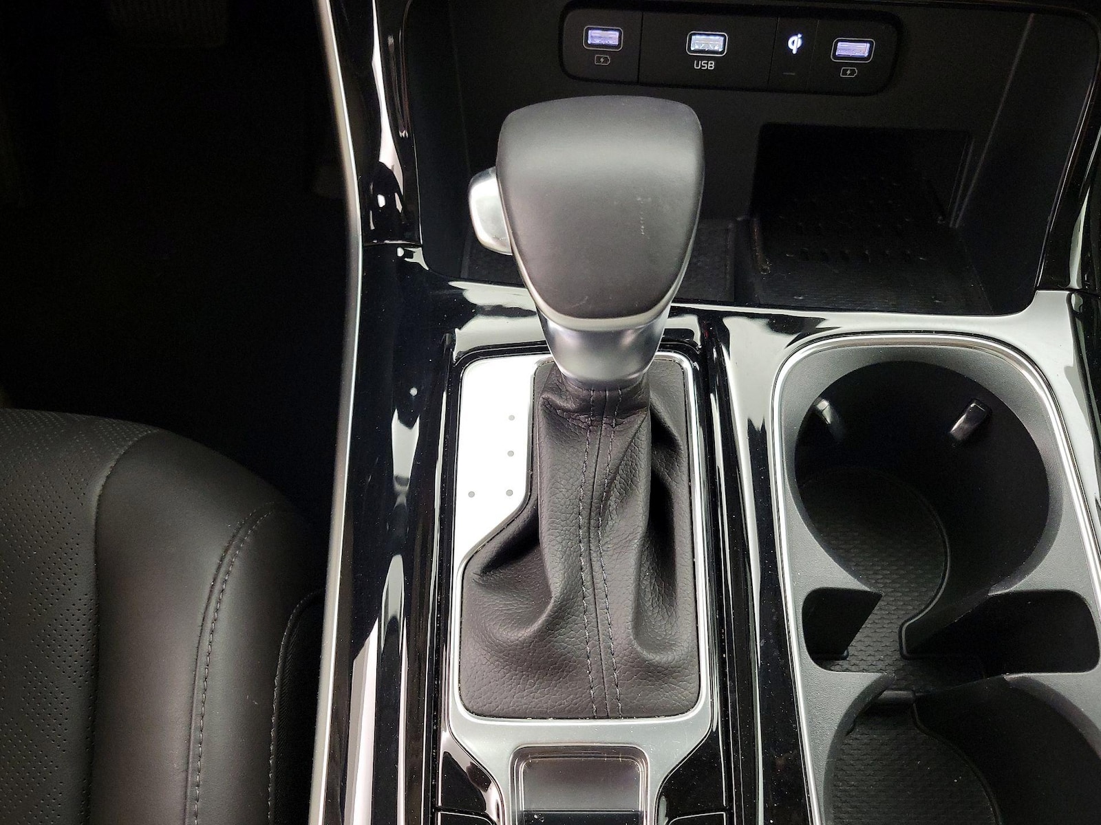 2024 Kia Carnival SX - Photo 18