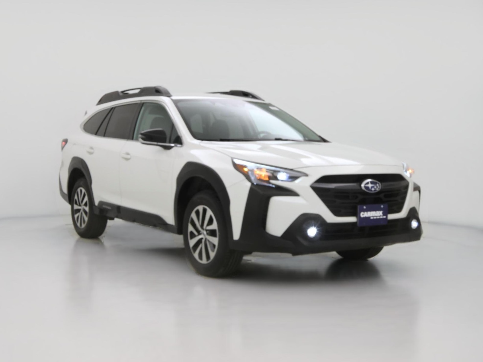 2023 Subaru Outback Premium - Photo 1