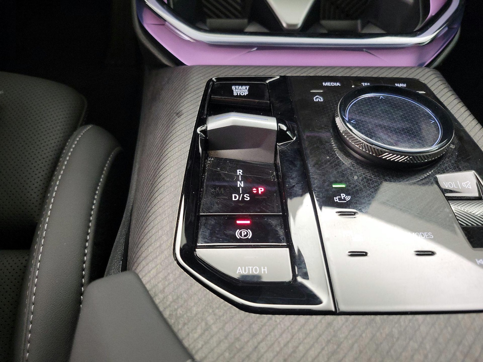 2026 BMW X3 30 - Photo 18