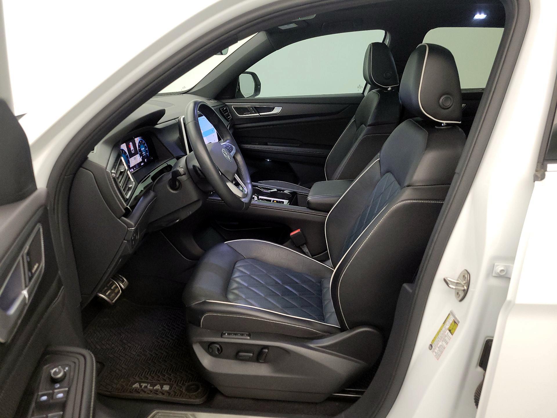 Thumbnail: 2024 Volkswagen Atlas - 11