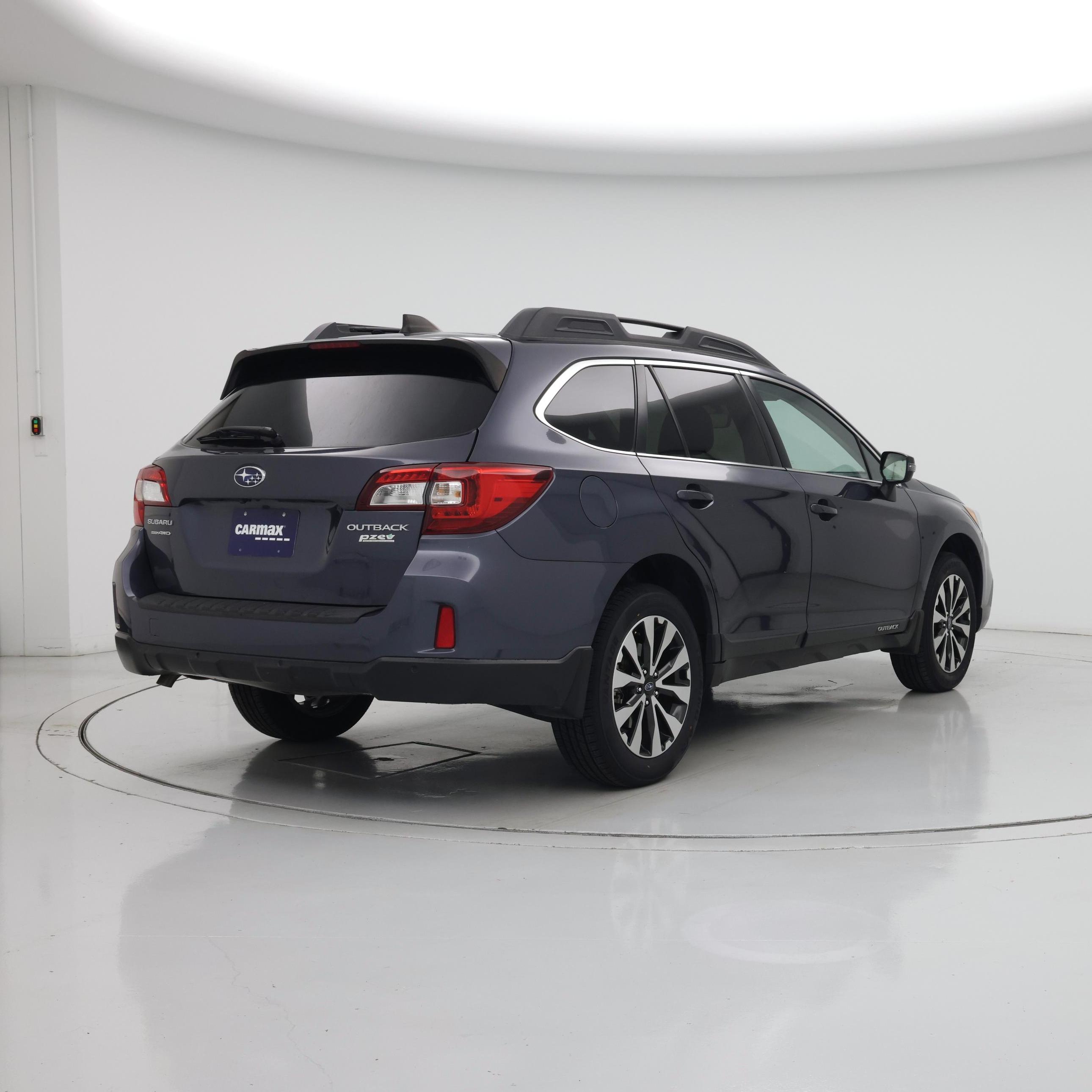 Thumbnail: 2017 Subaru Outback - 8
