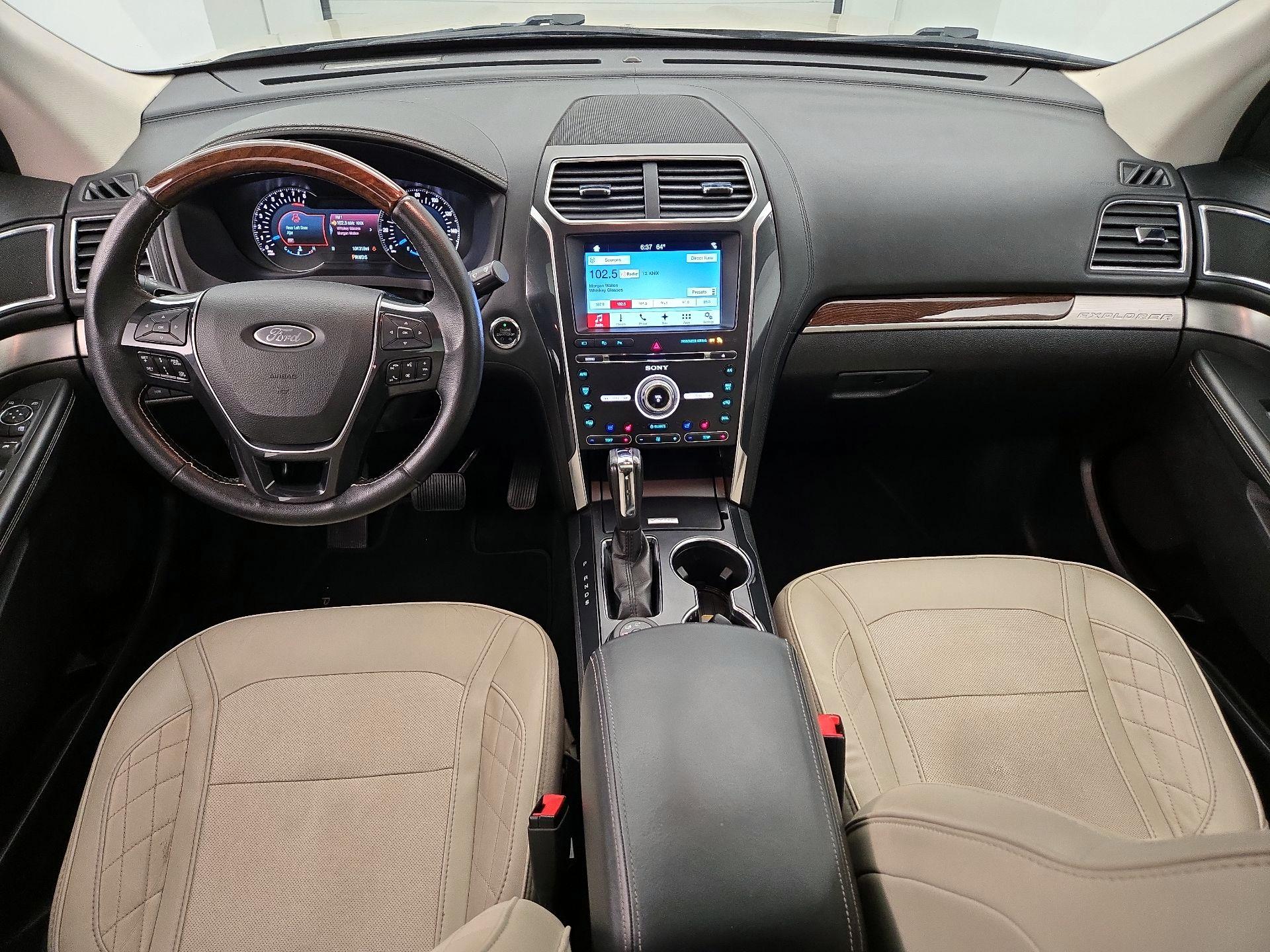 Thumbnail: 2017 Ford Explorer - 9