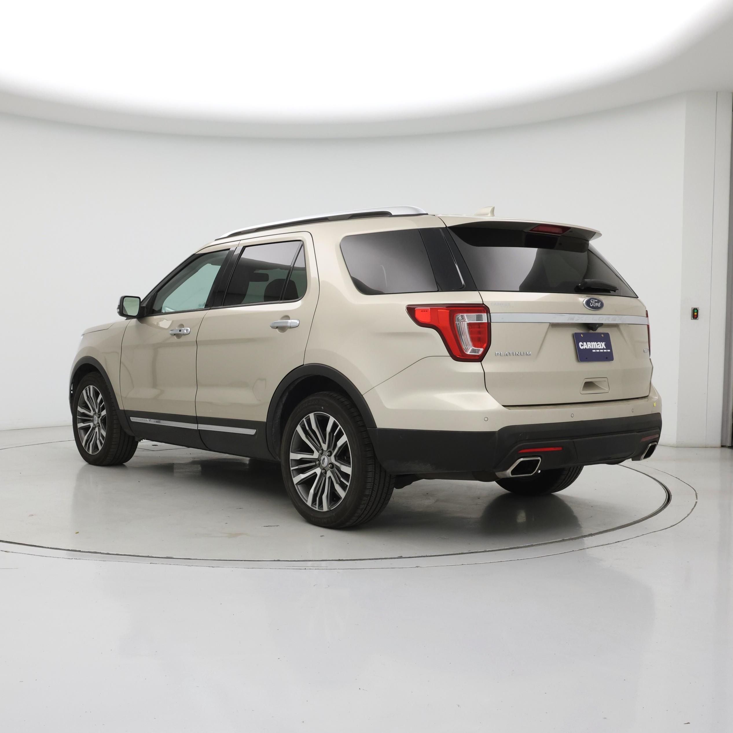 Thumbnail: 2017 Ford Explorer - 2