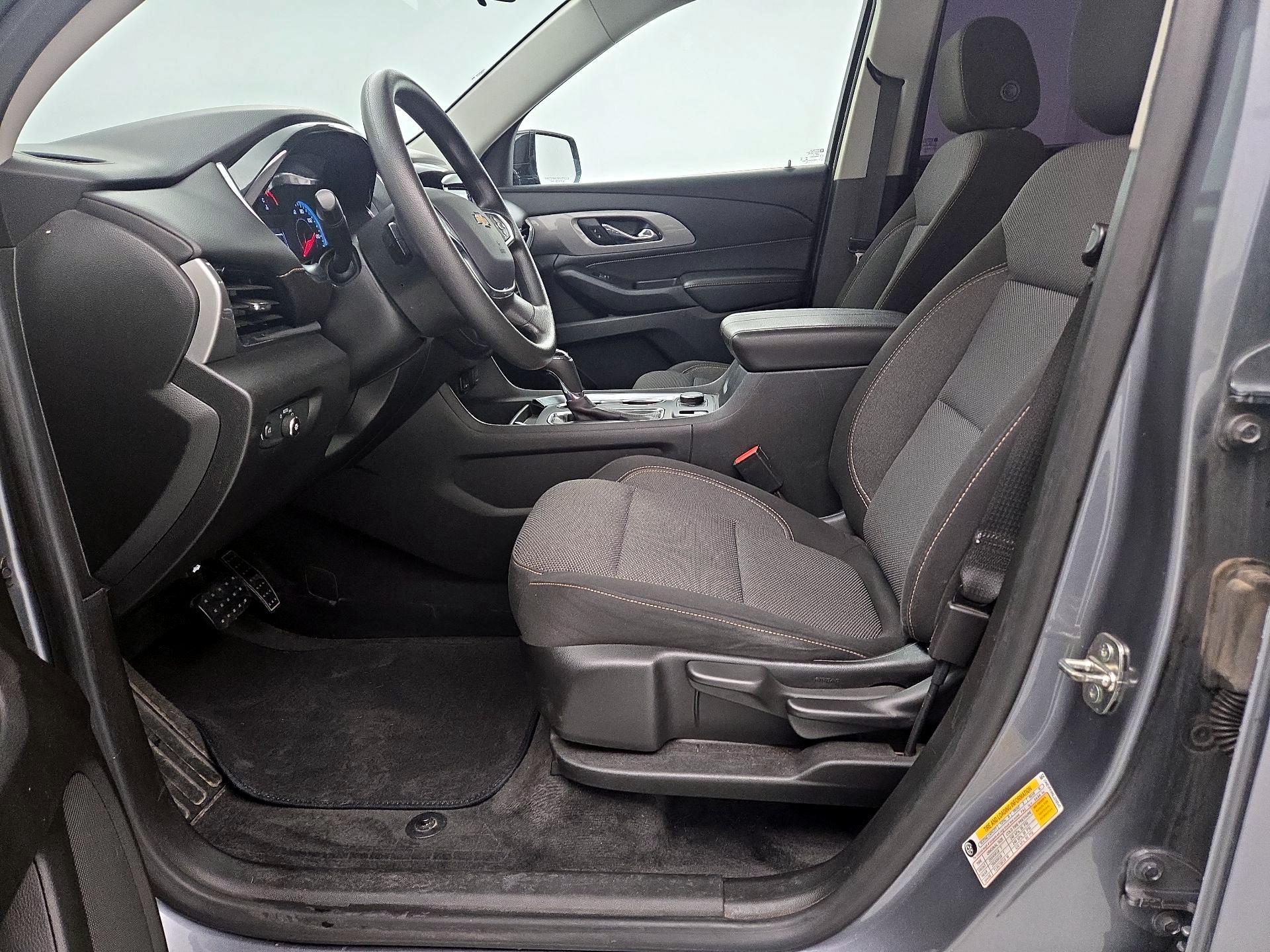 Thumbnail: 2020 Chevrolet Traverse - 11