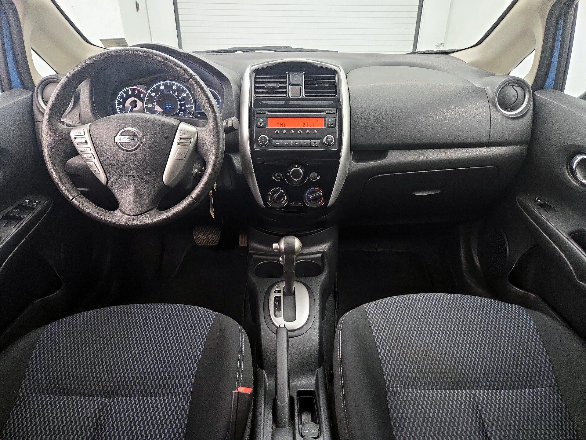 Thumbnail: 2015 Nissan Versa Note - 9
