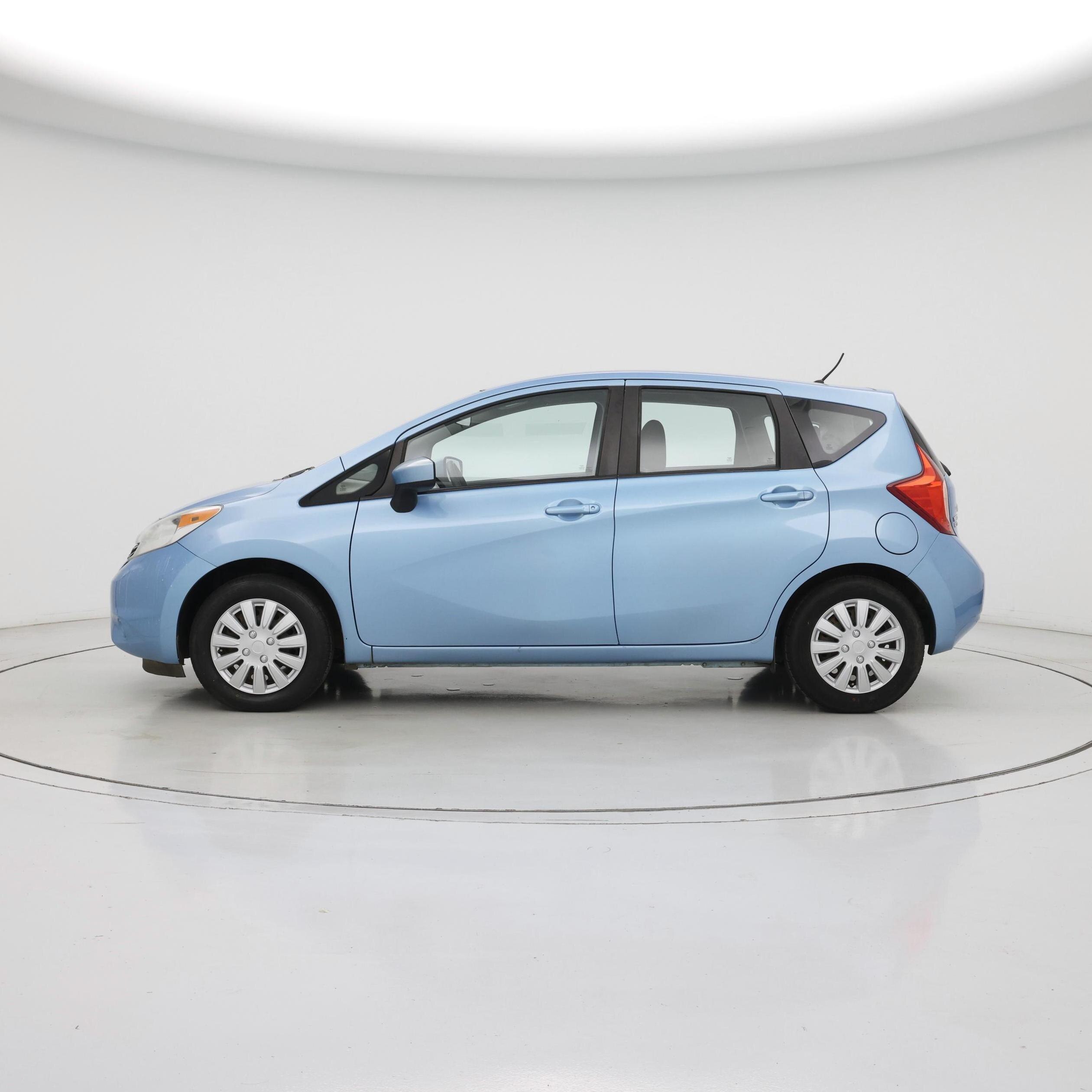 Thumbnail: 2015 Nissan Versa Note - 3