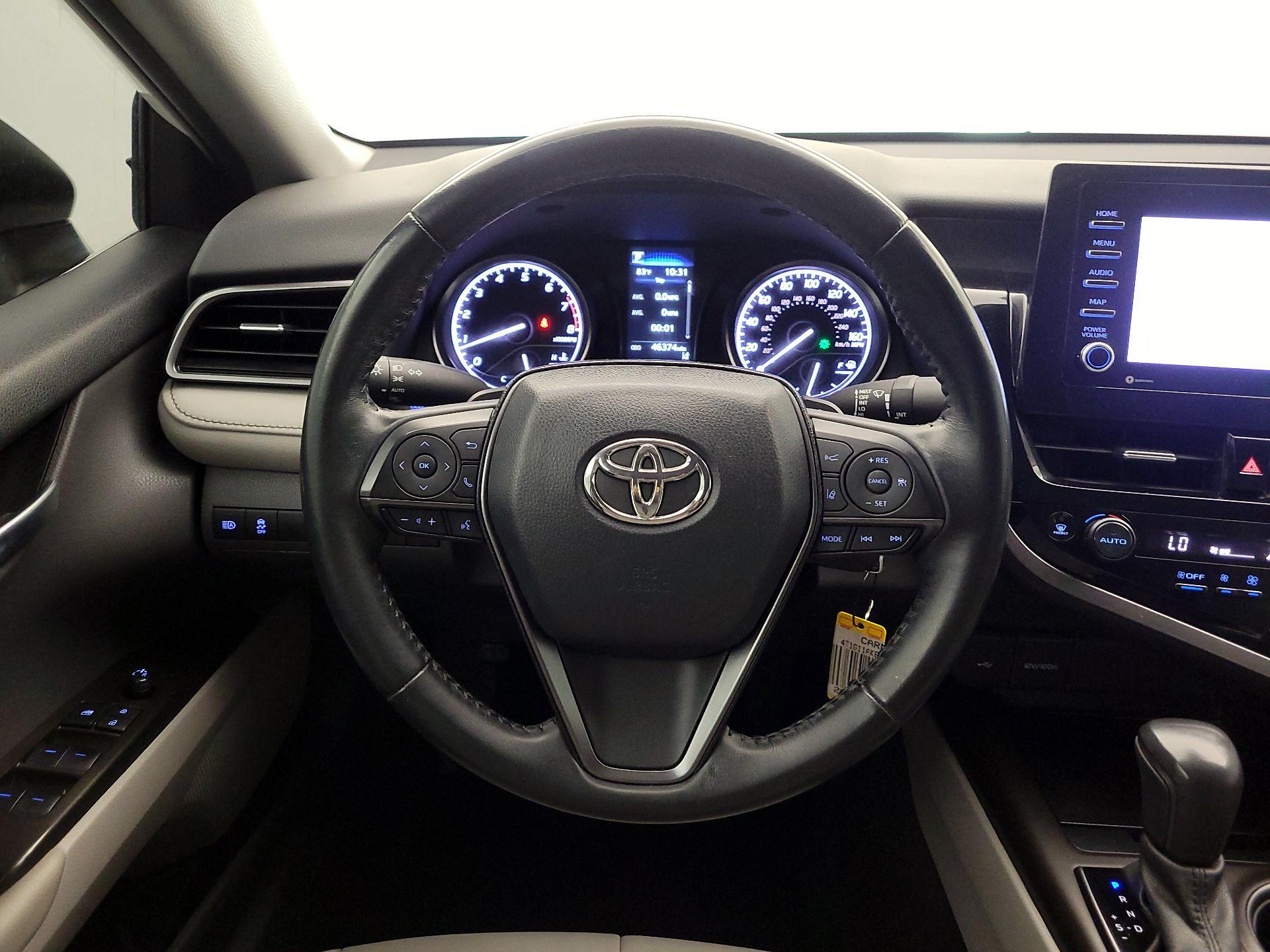 Thumbnail: 2023 Toyota Camry - 10