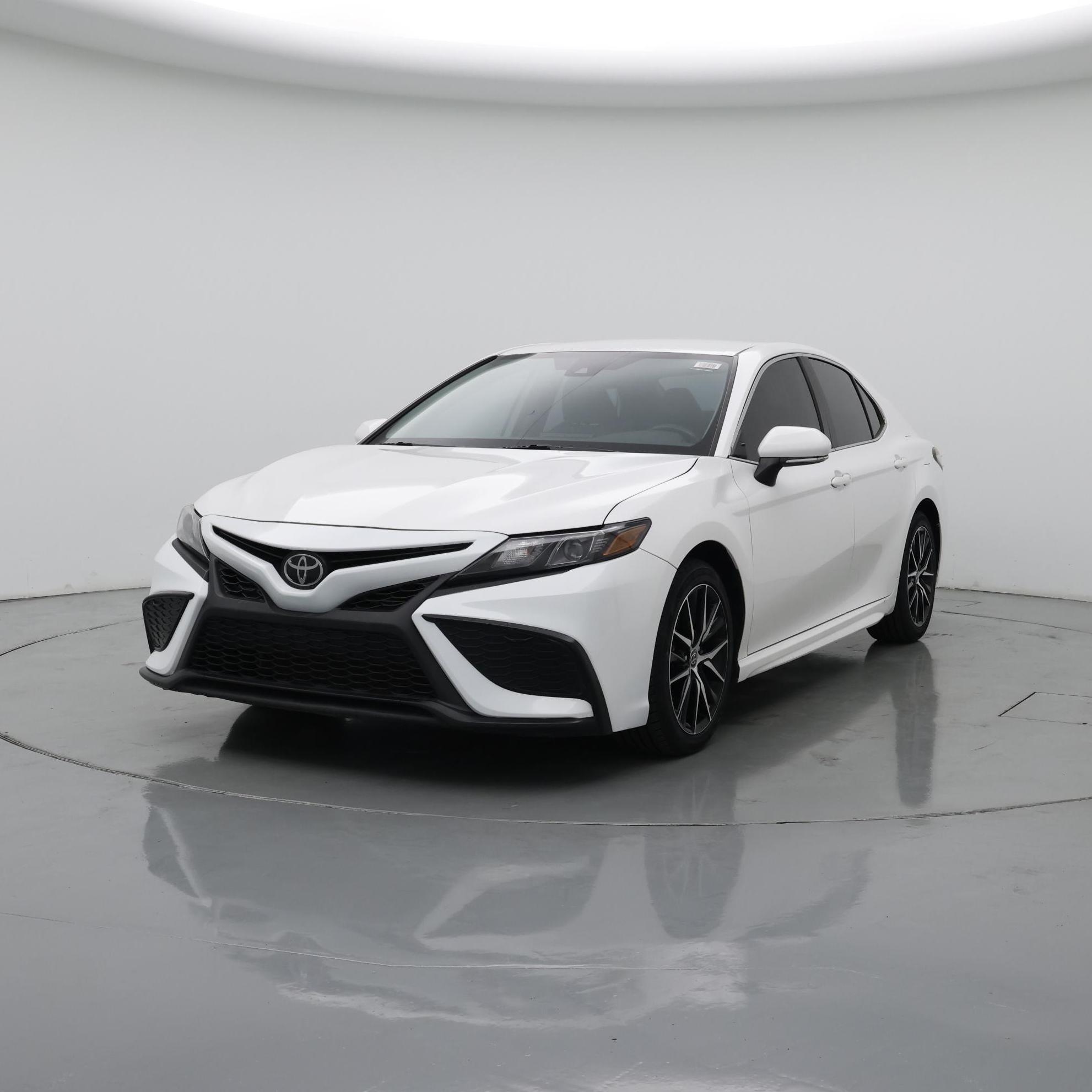 Thumbnail: 2023 Toyota Camry - 4