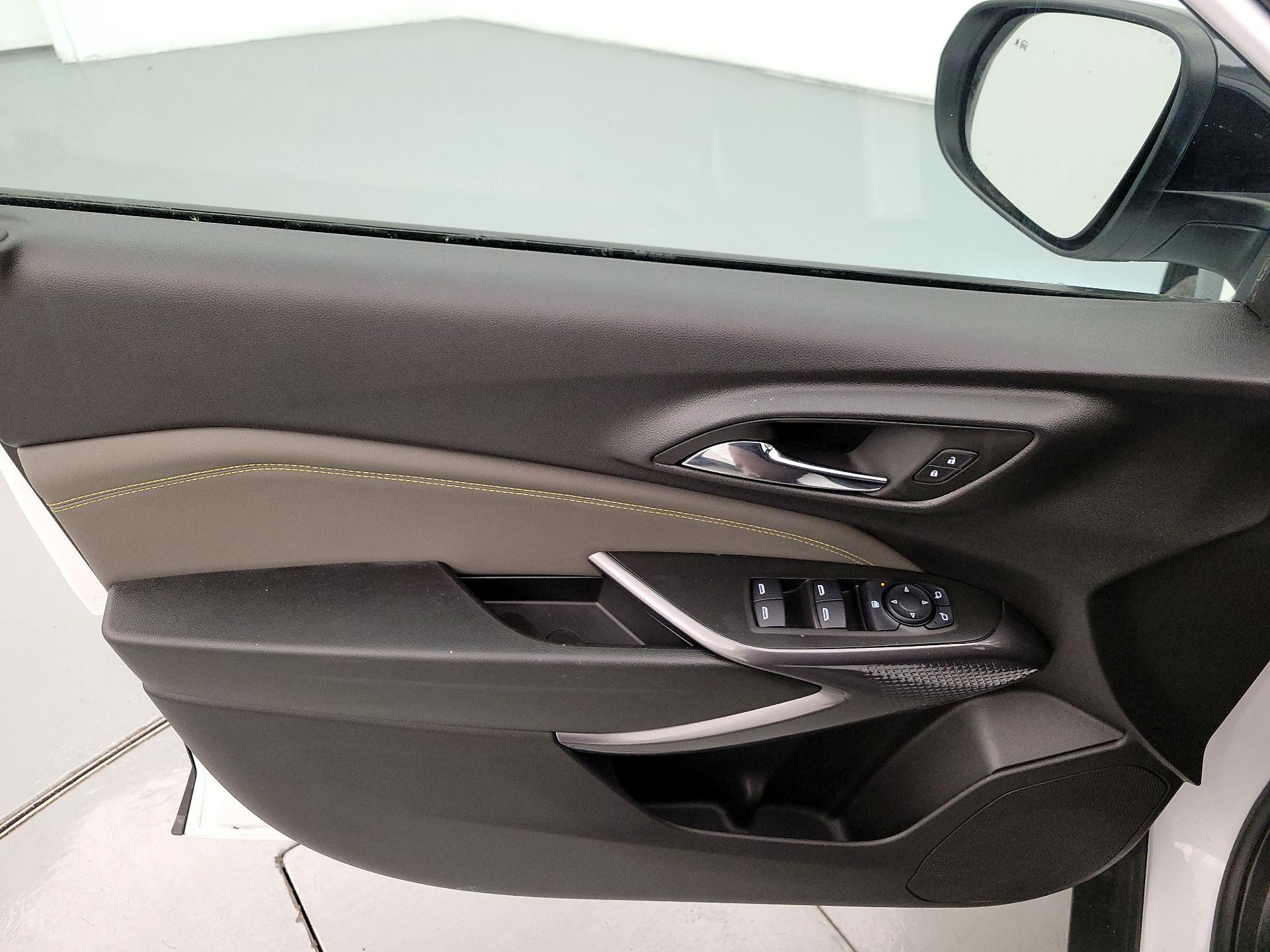 Thumbnail: 2025 Chevrolet Trax - 12