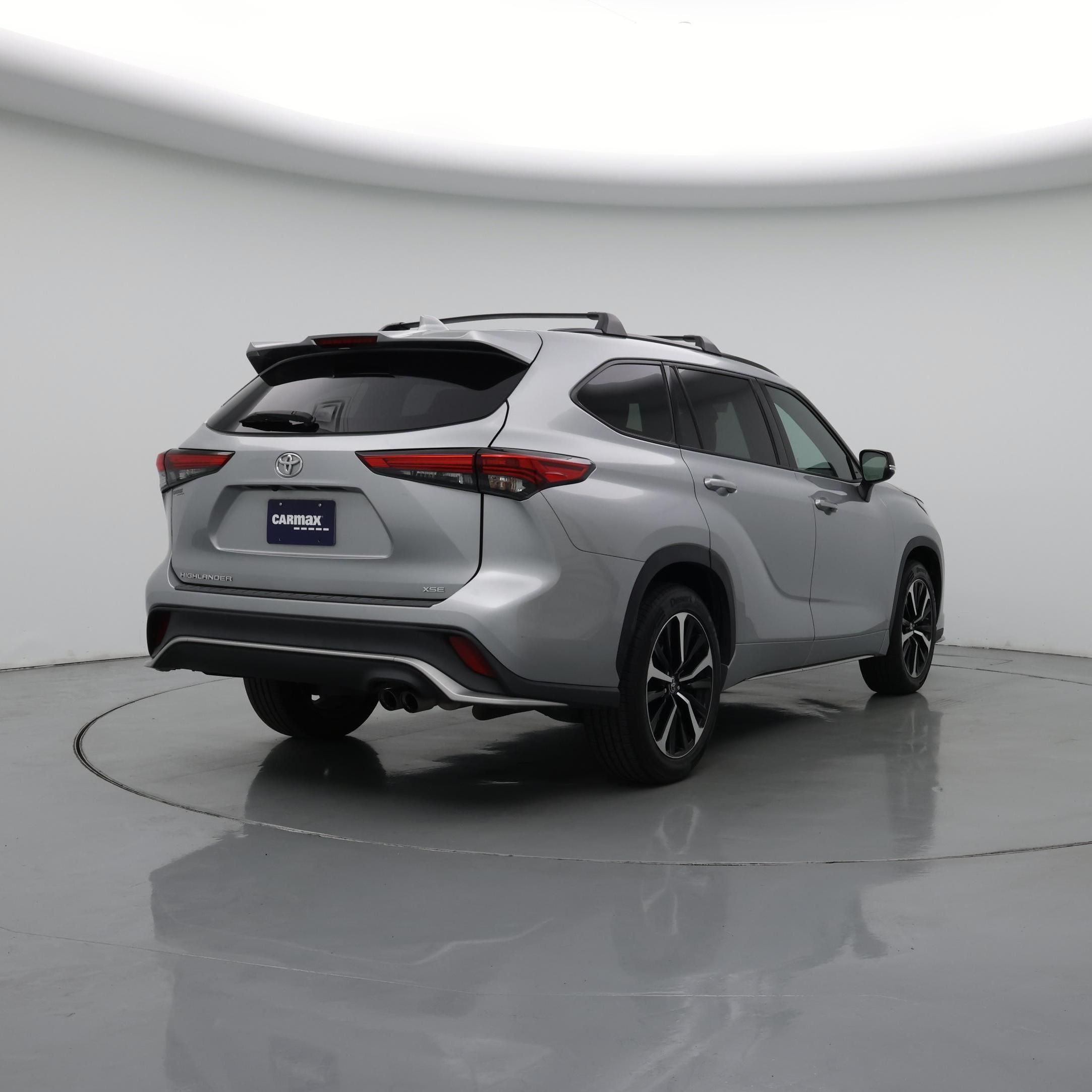Thumbnail: 2022 Toyota Highlander - 8