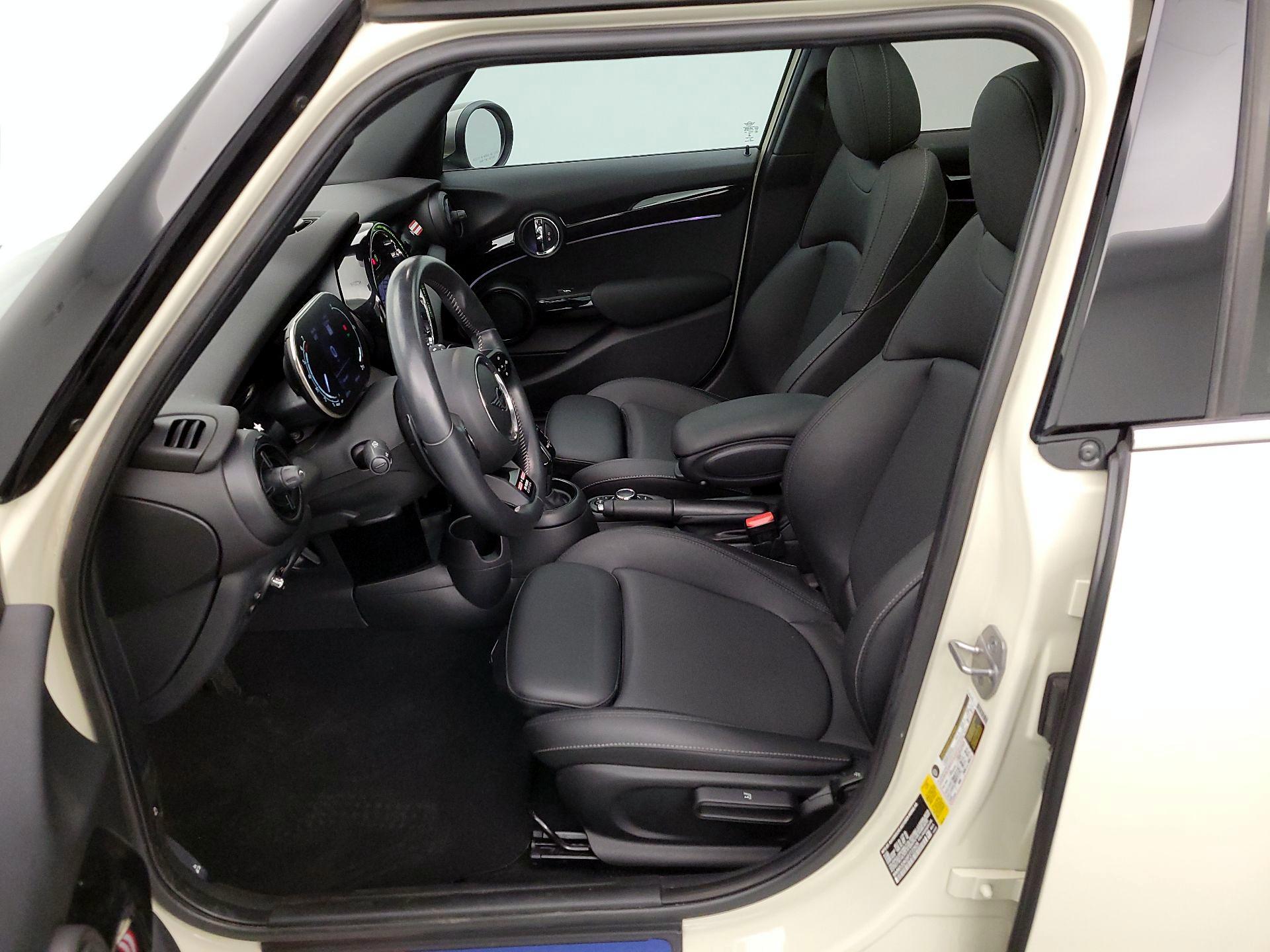 Thumbnail: 2023 MINI Cooper Hardtop - 11