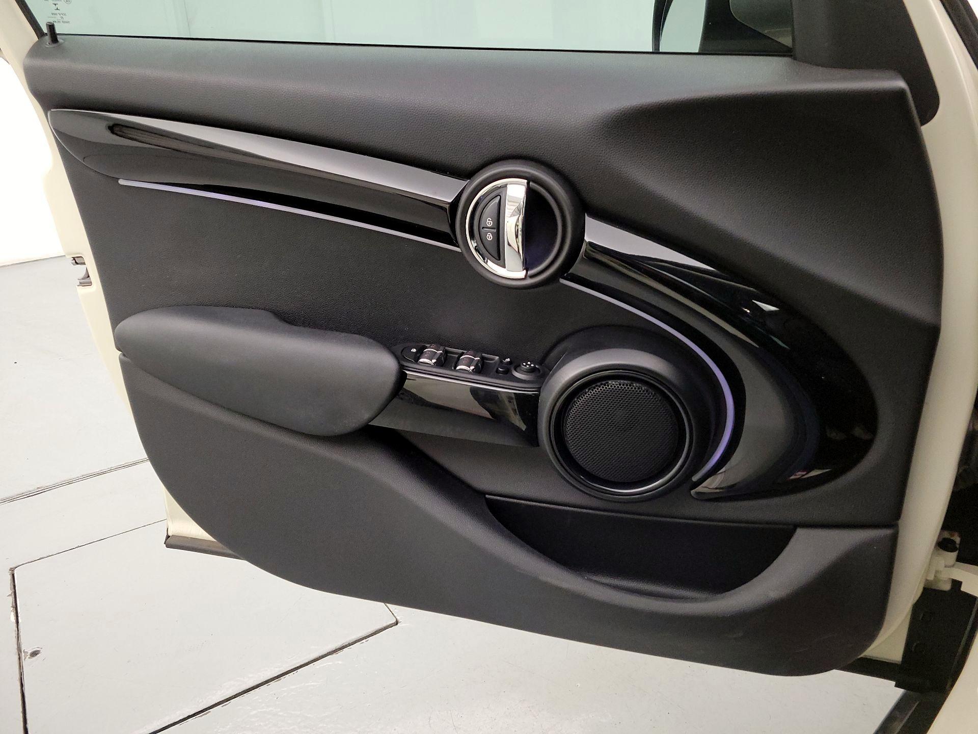 Thumbnail: 2023 MINI Cooper Hardtop - 12