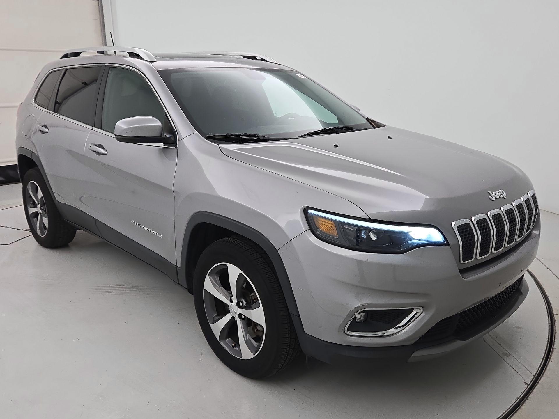 Thumbnail: 2019 Jeep Cherokee - 1