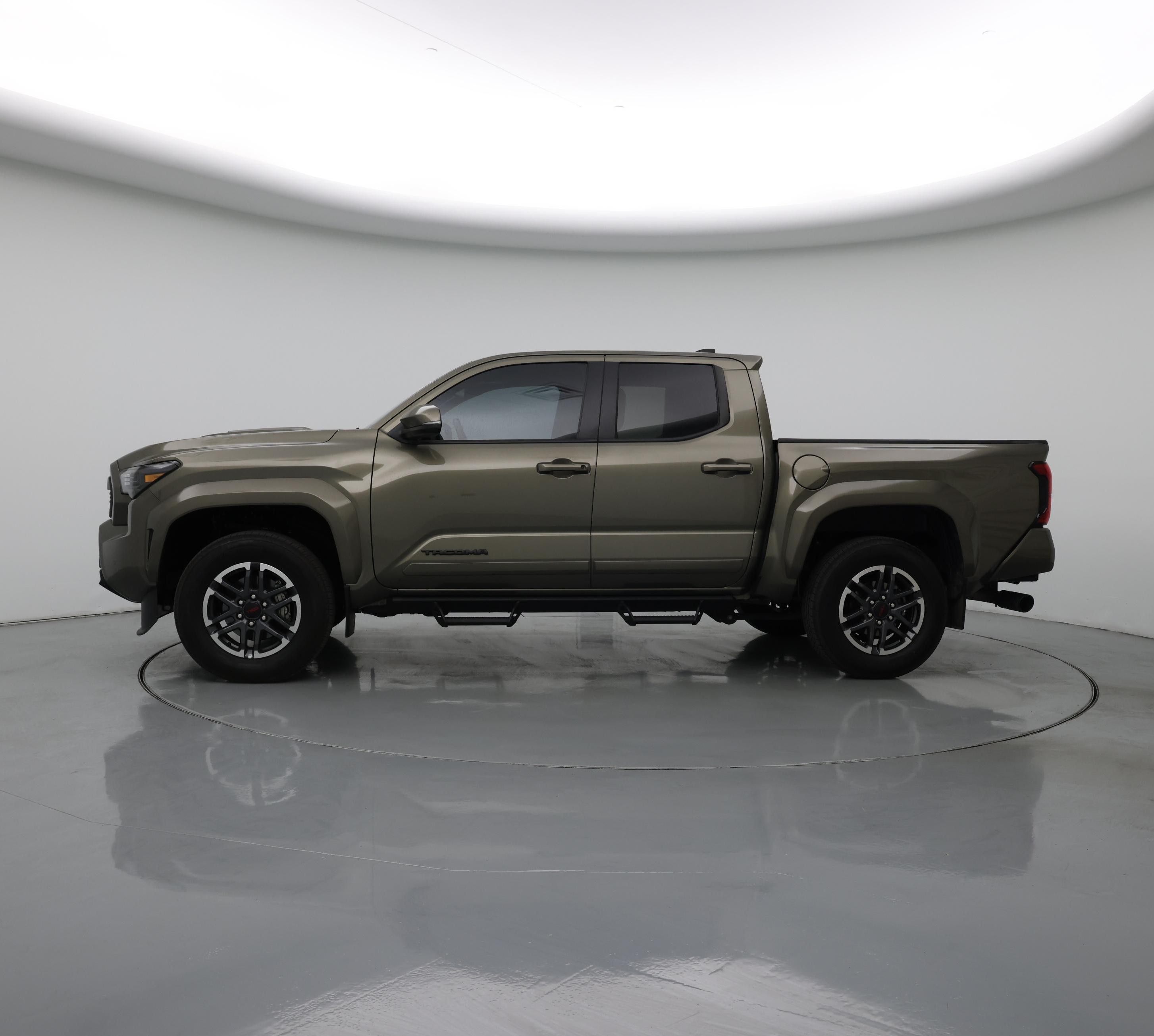 Thumbnail: 2024 Toyota Tacoma - 3