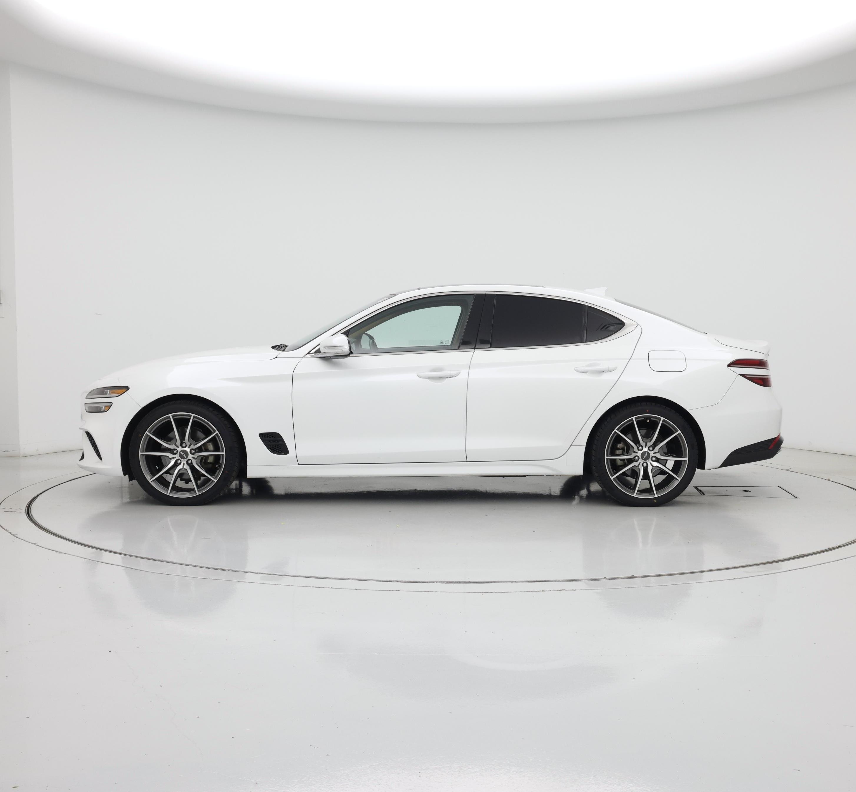Thumbnail: 2022 Genesis G70 - 3