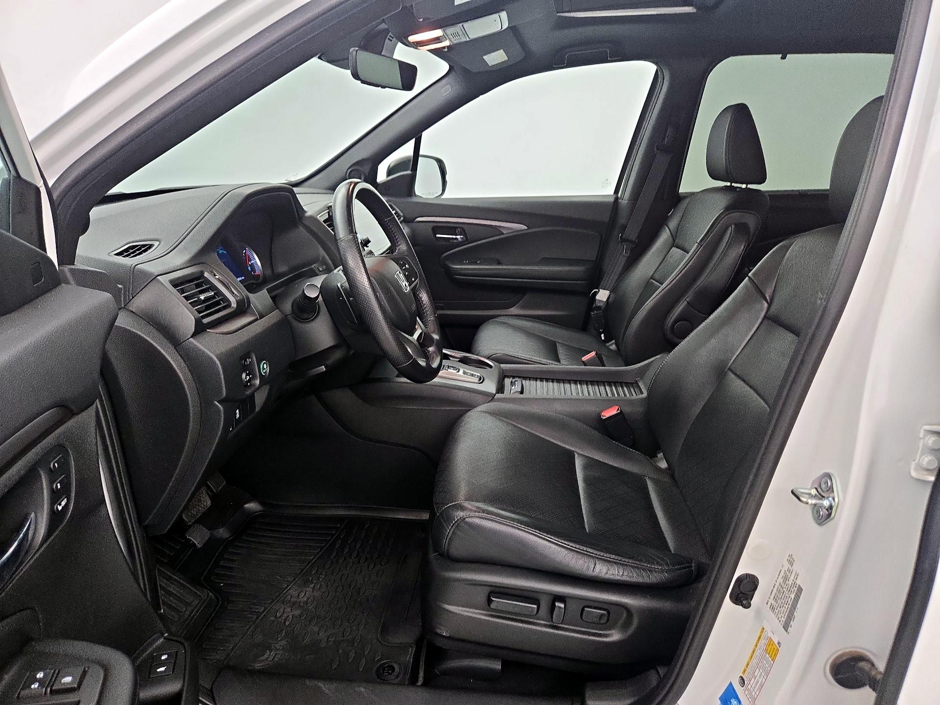 Thumbnail: 2020 Honda Passport - 9