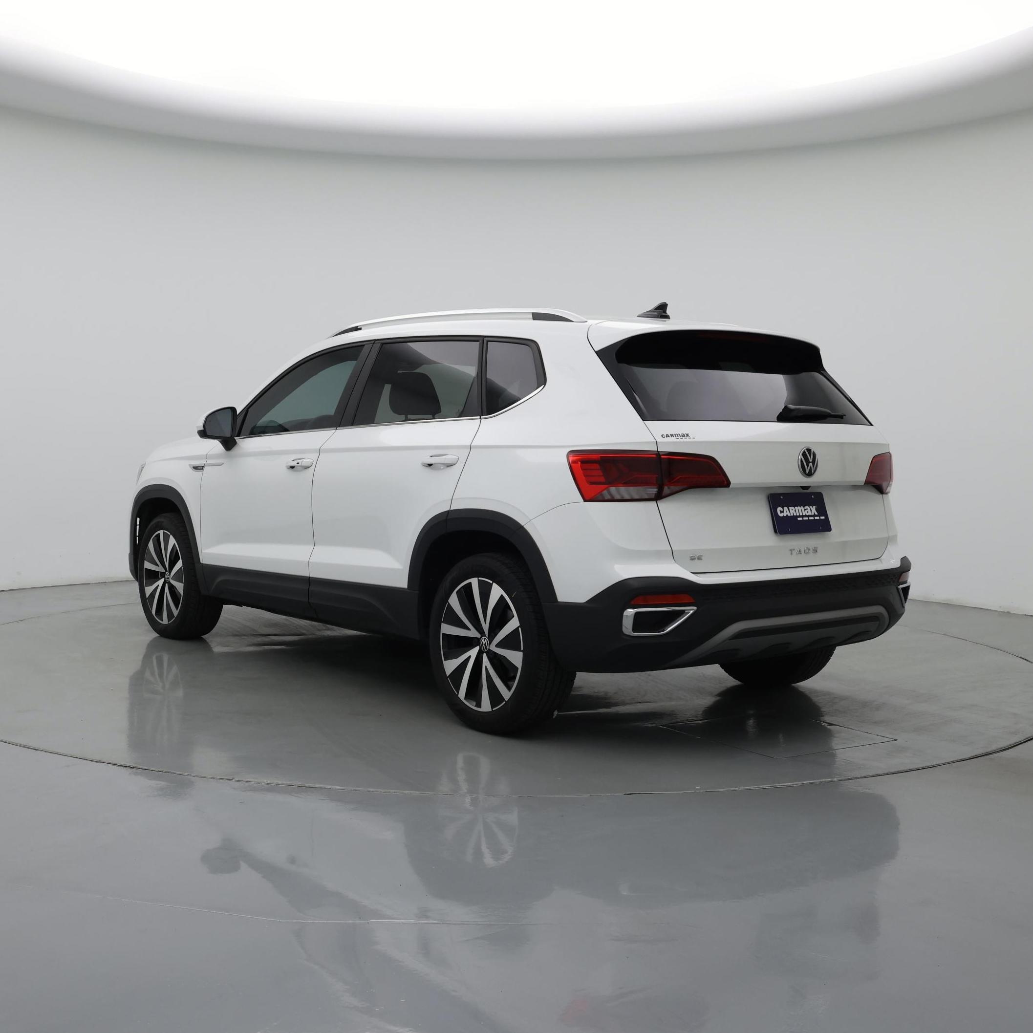 Thumbnail: 2023 Volkswagen Taos - 2