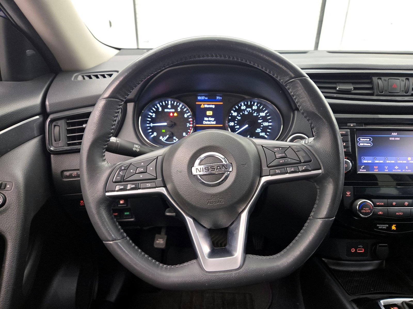 2018 Nissan Rogue SV - Photo 9