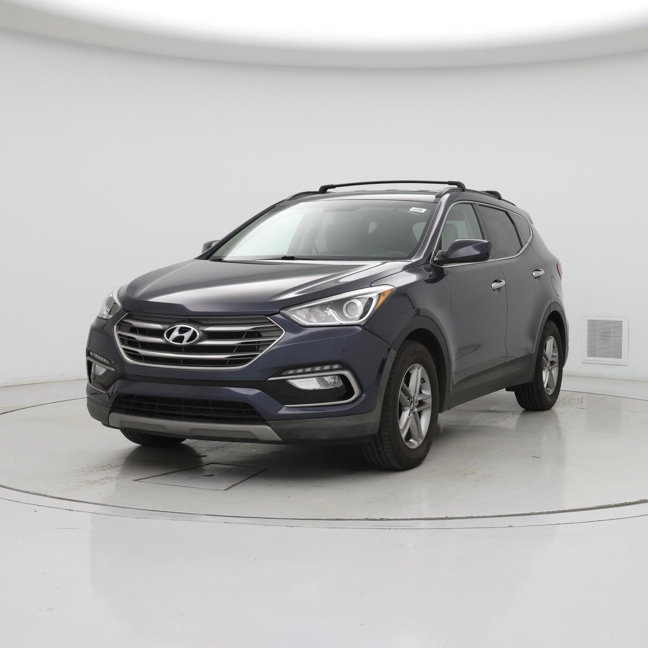 Thumbnail: 2017 Hyundai Santa Fe - 4