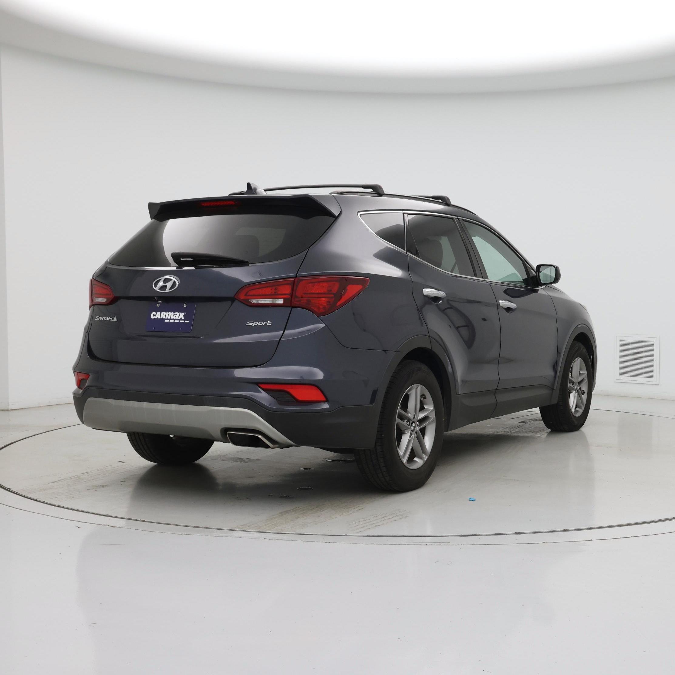 Thumbnail: 2017 Hyundai Santa Fe - 8