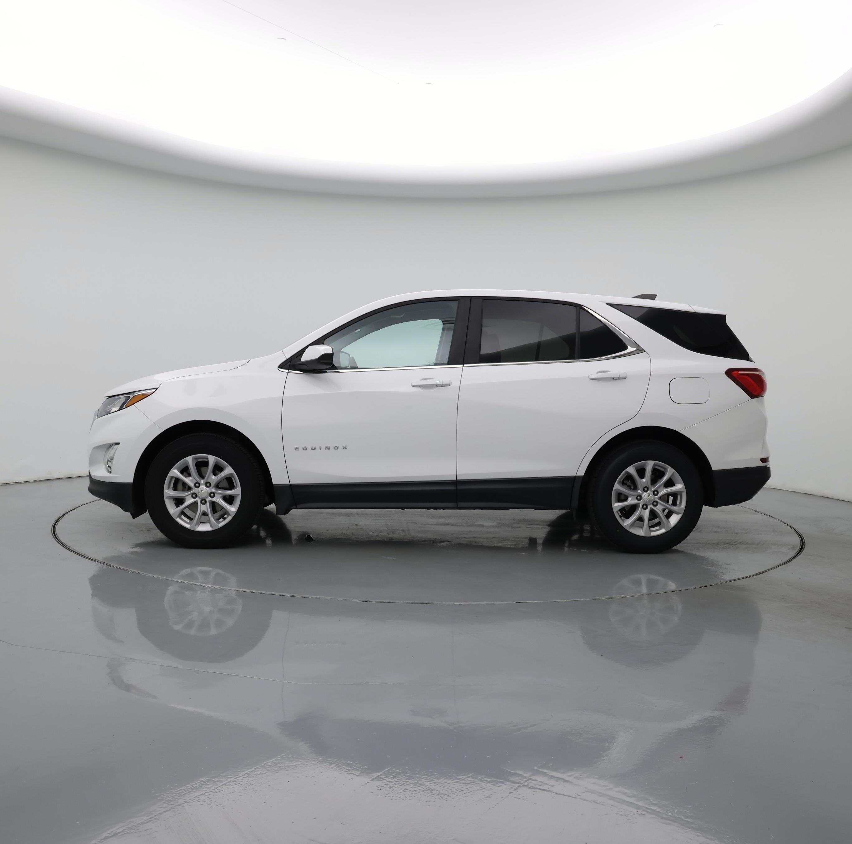 Thumbnail: 2020 Chevrolet Equinox - 3